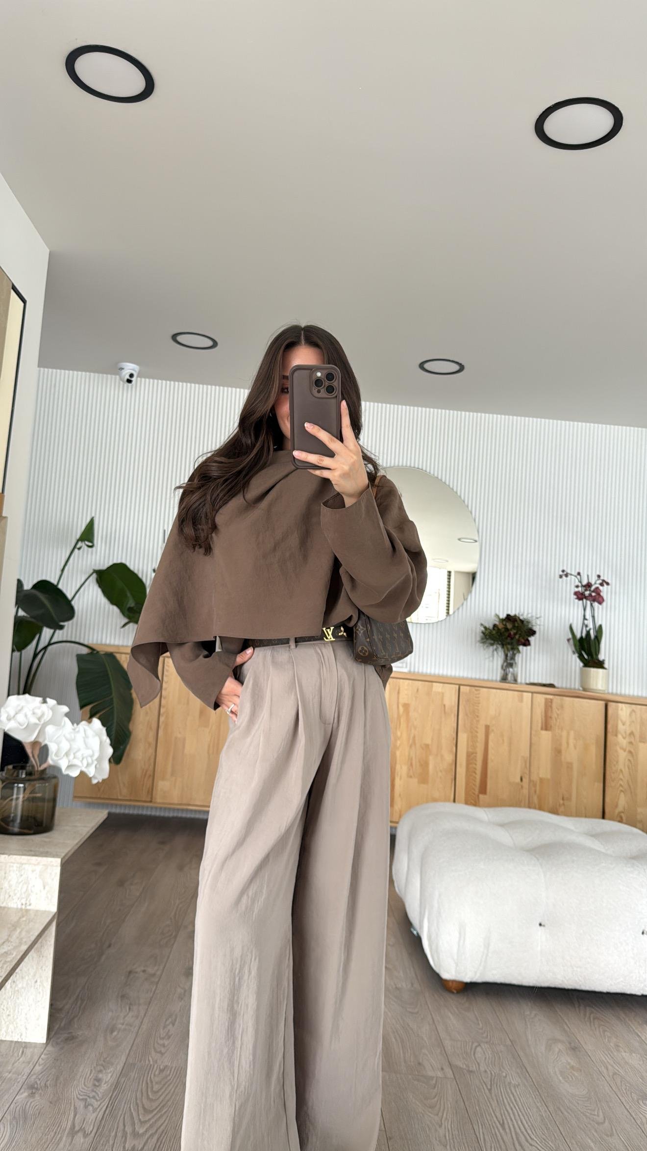 Kahve Fular Detaylı Tensel Bluz 