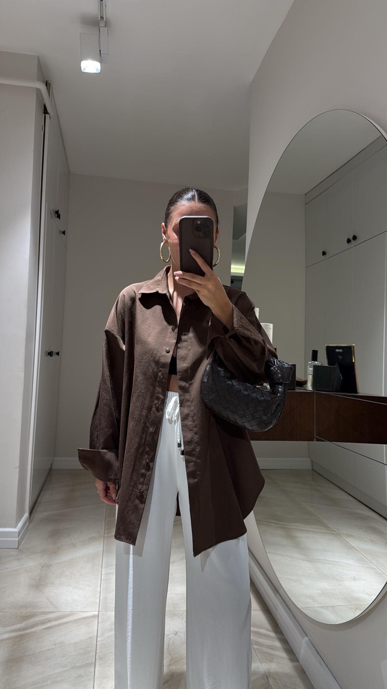 Kahve Gizli Düğme Detaylı Oversize Gömlek