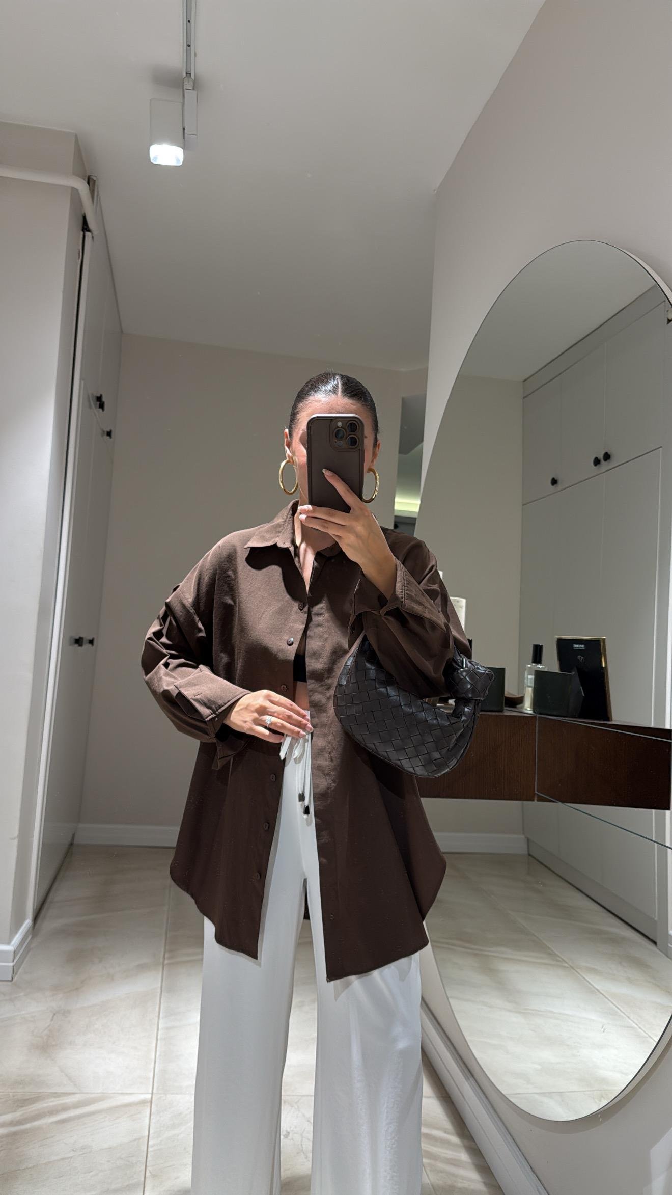 Kahve Gizli Düğme Detaylı Oversize Gömlek