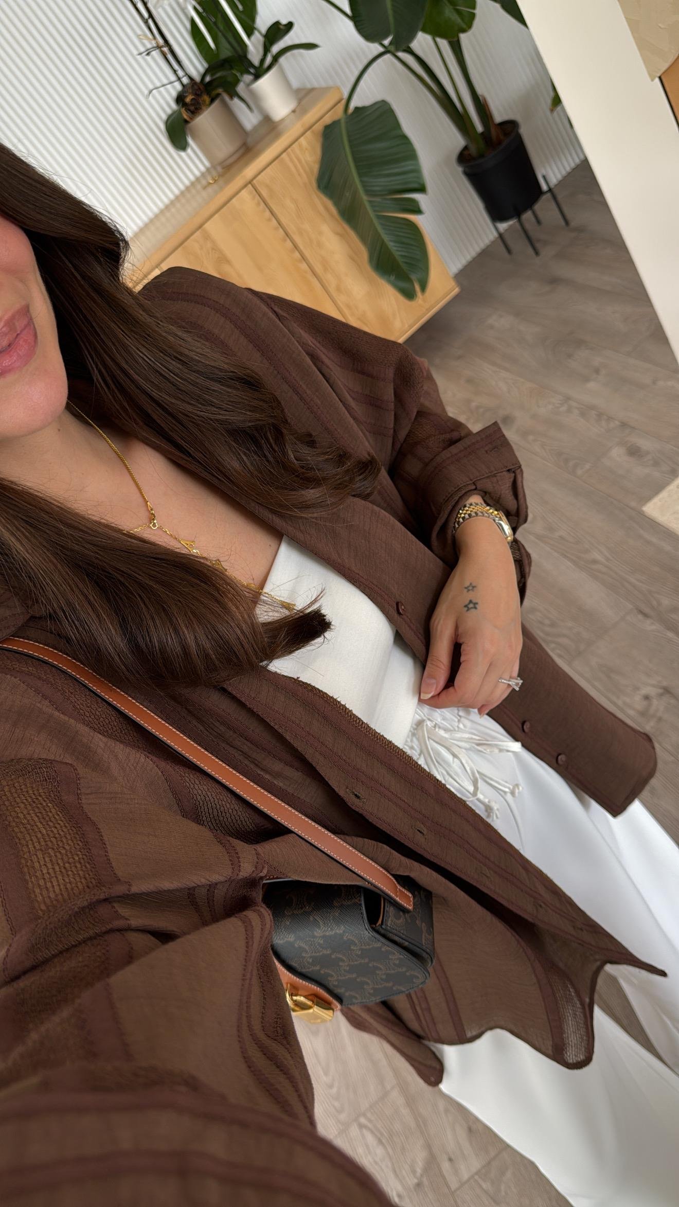 Kahve Kendinden Desenli Transparan Gömlek