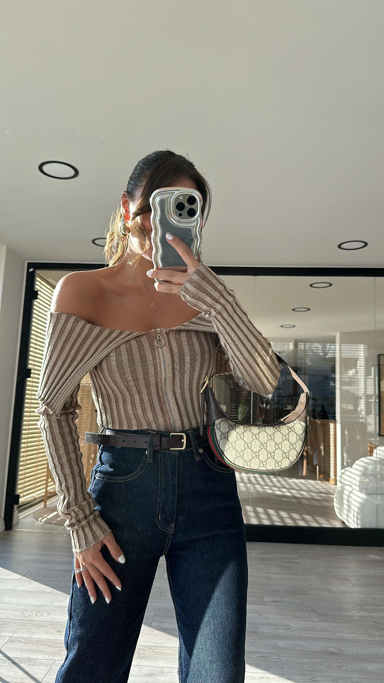 Kahve Madonna Yaka Fermuarlı Hırka 