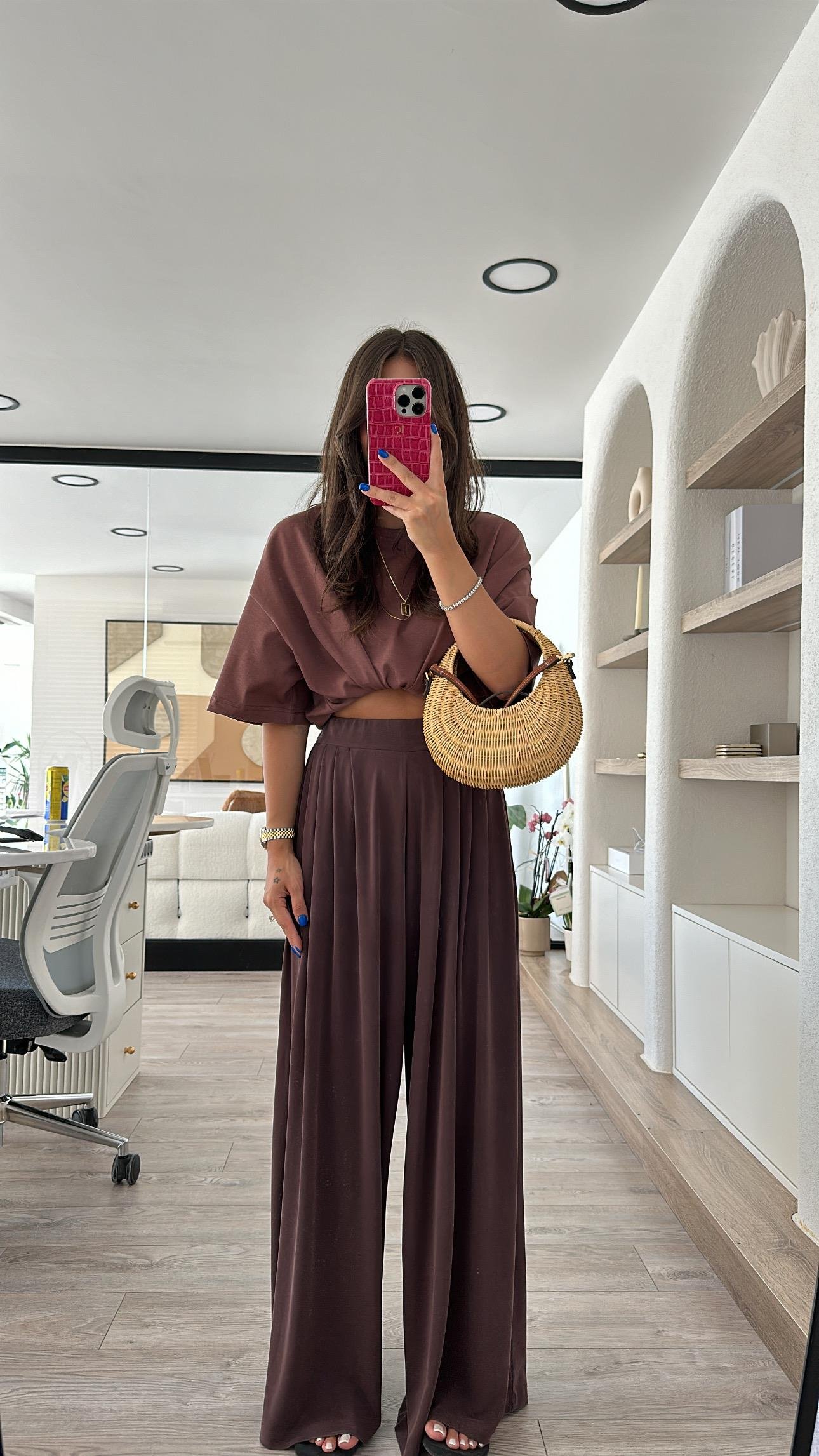 Kahve Pileli Modal Kumaş Bol Pantolon 