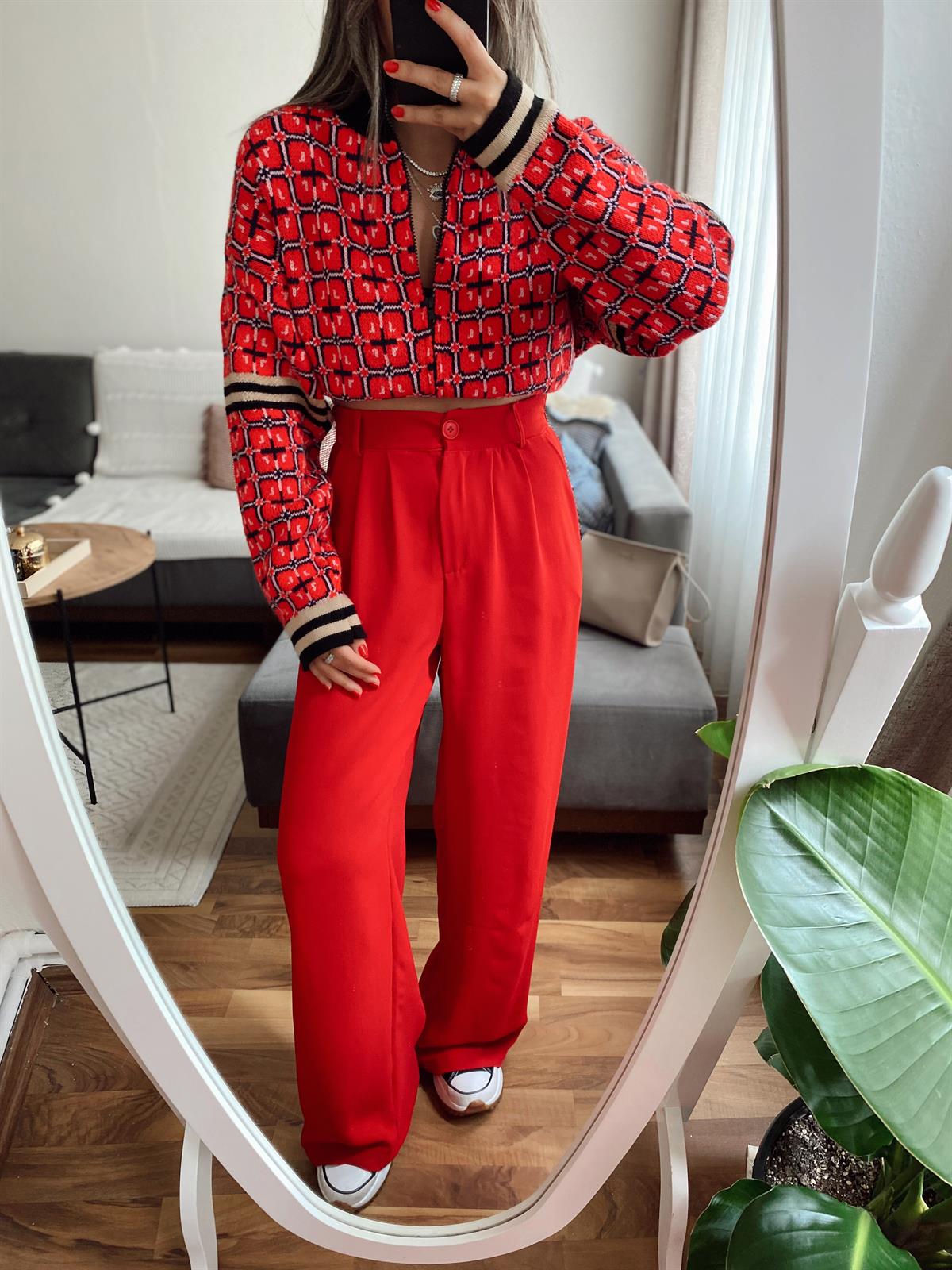 Kırmızı Beli Lastikli Krep Kumaş Palazzo Pantolon