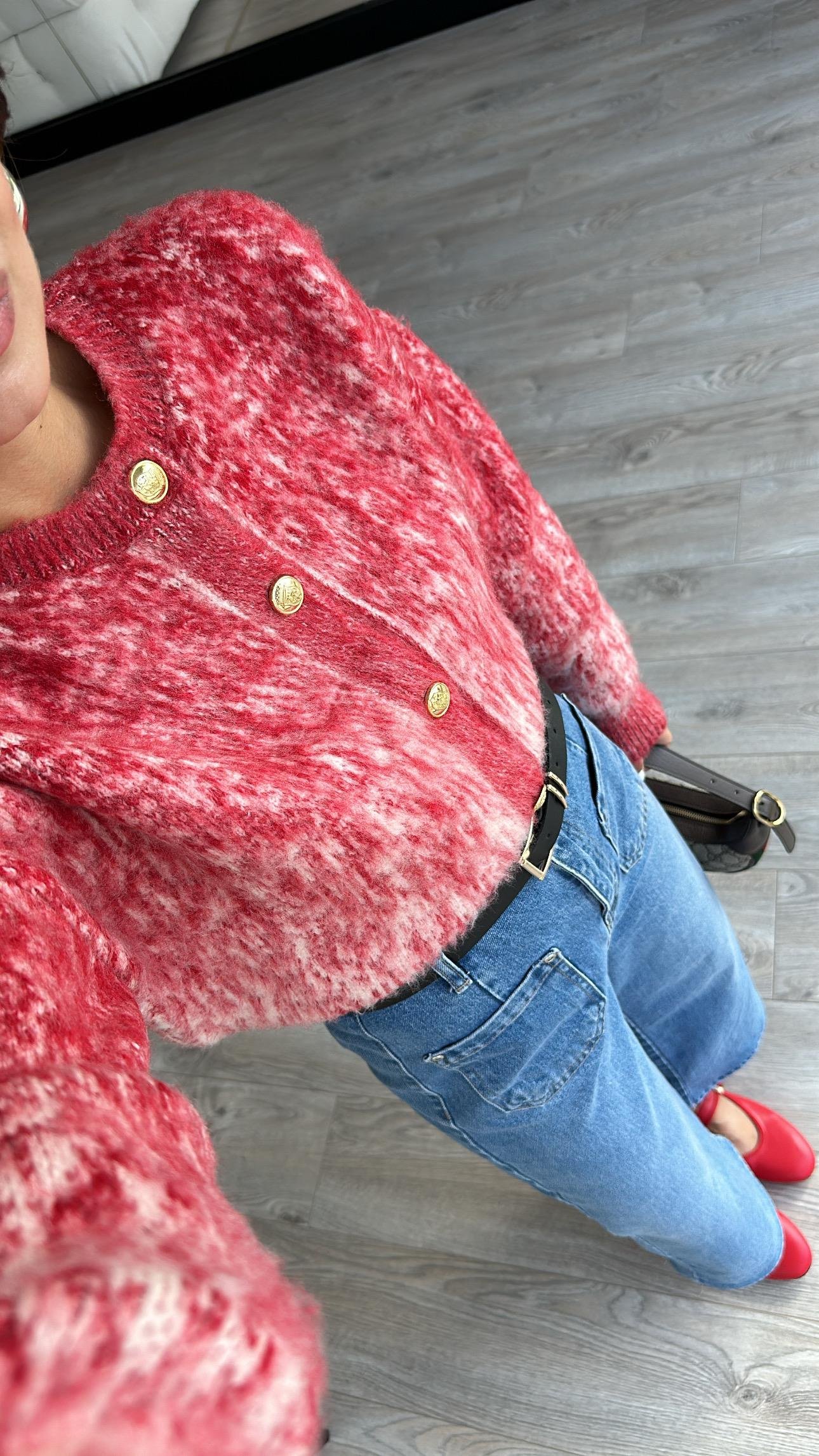 Kırmızı Ekru Gold Düğmeli Yumoş Hırka