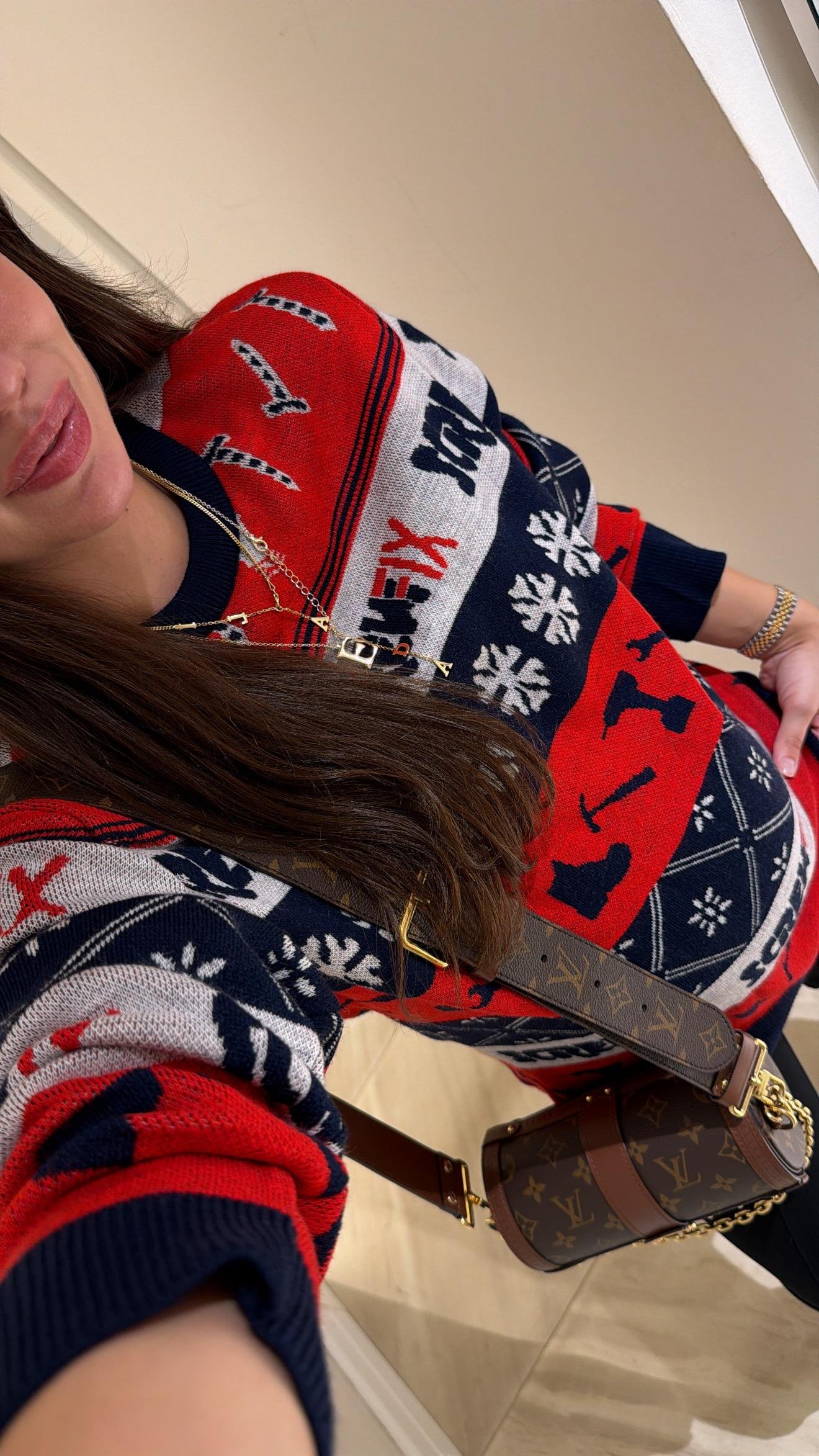 Kırmızı Lacivert Desenli Marka Model Kazak