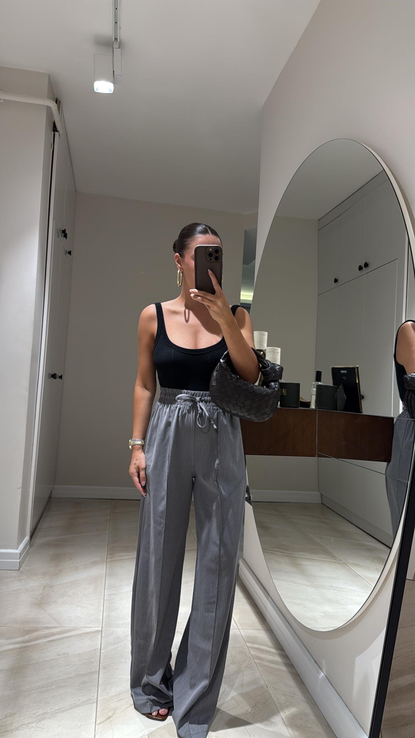 Antrasit Beli Lastikli Ön Dikiş Detaylı Bol Pantolon 