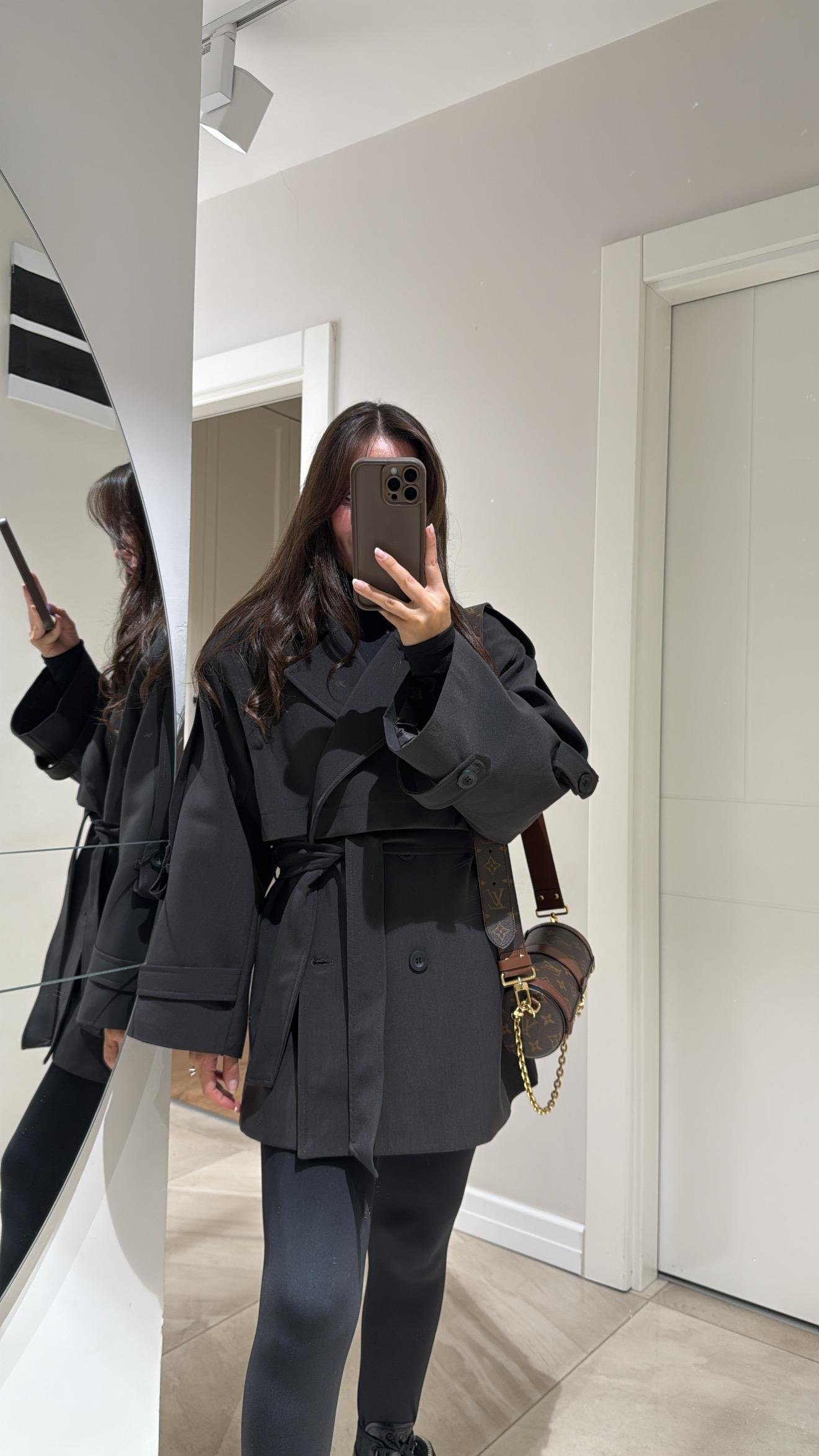 Koyu Kahve Kuşaklı Oversize Kısa Trenç