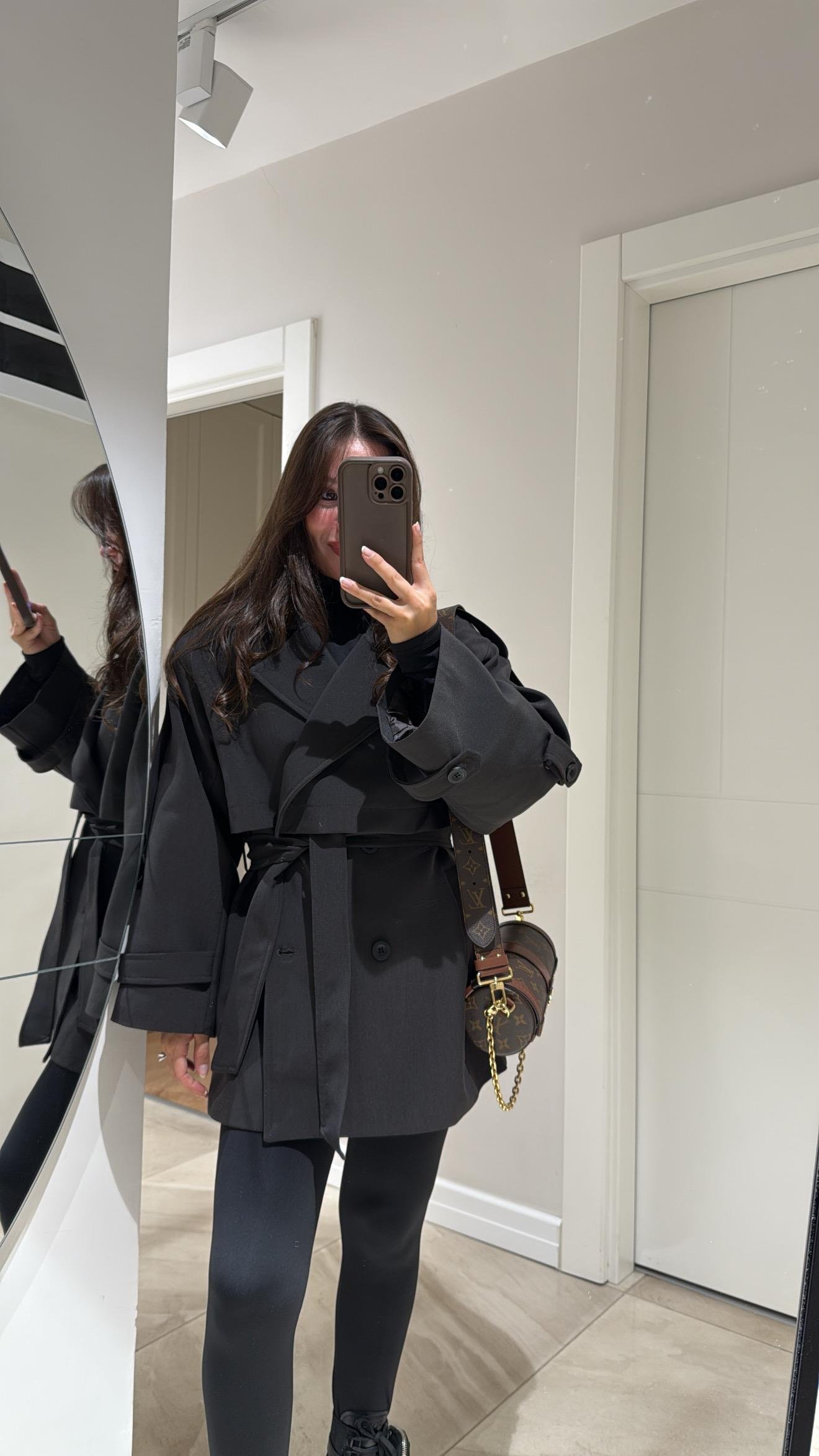 Koyu Kahve Kuşaklı Oversize Kısa Trenç