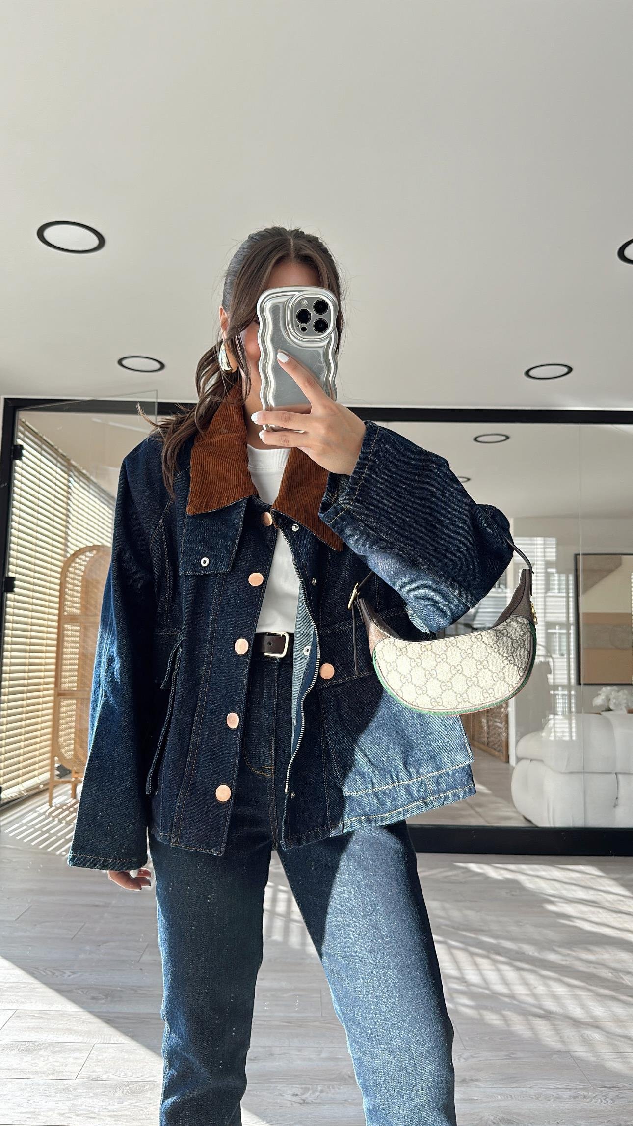 Koyu Lacivert Kadife Yaka Detaylı Jean Ceket