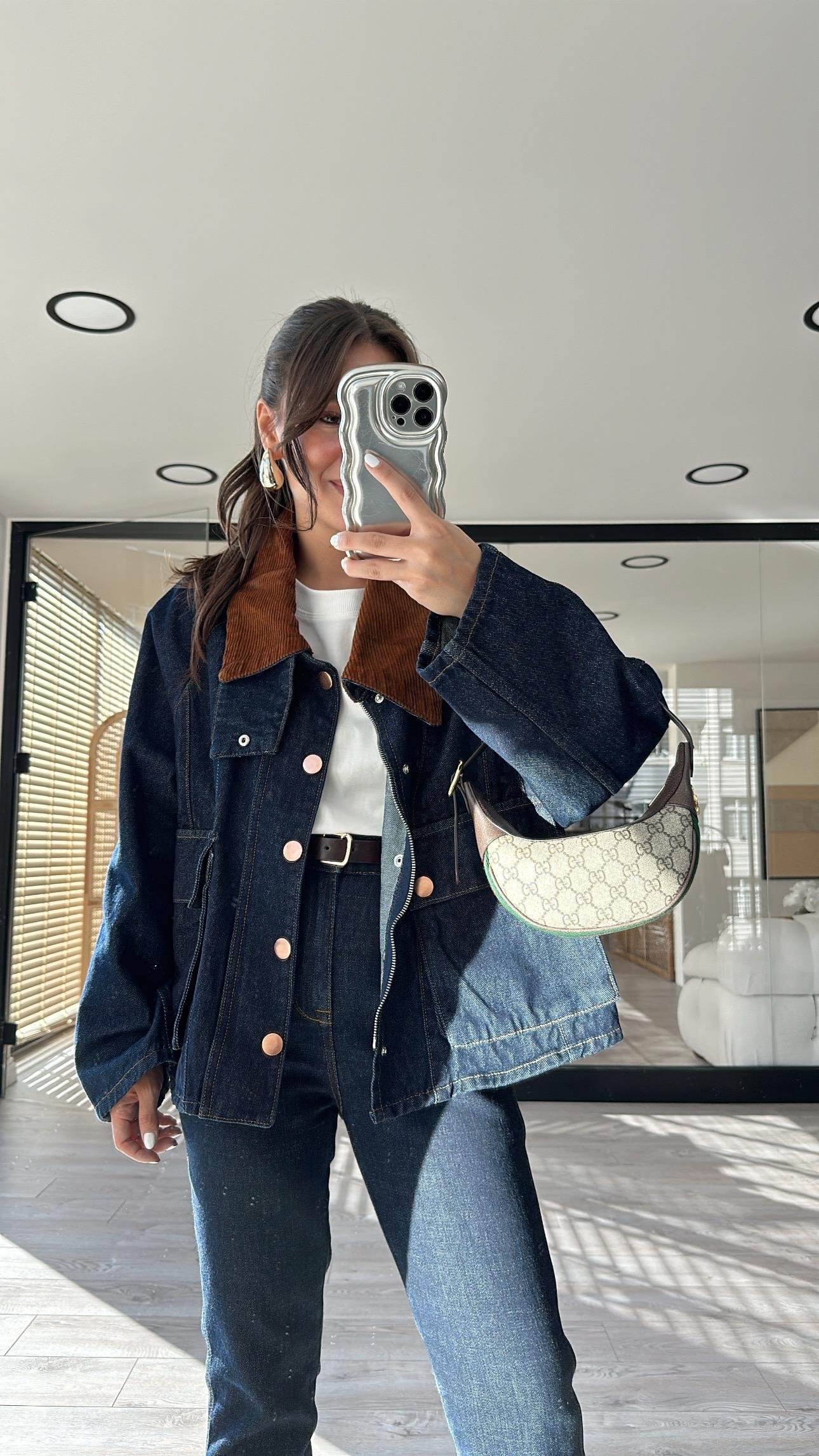 Koyu Lacivert Kadife Yaka Detaylı Jean Ceket