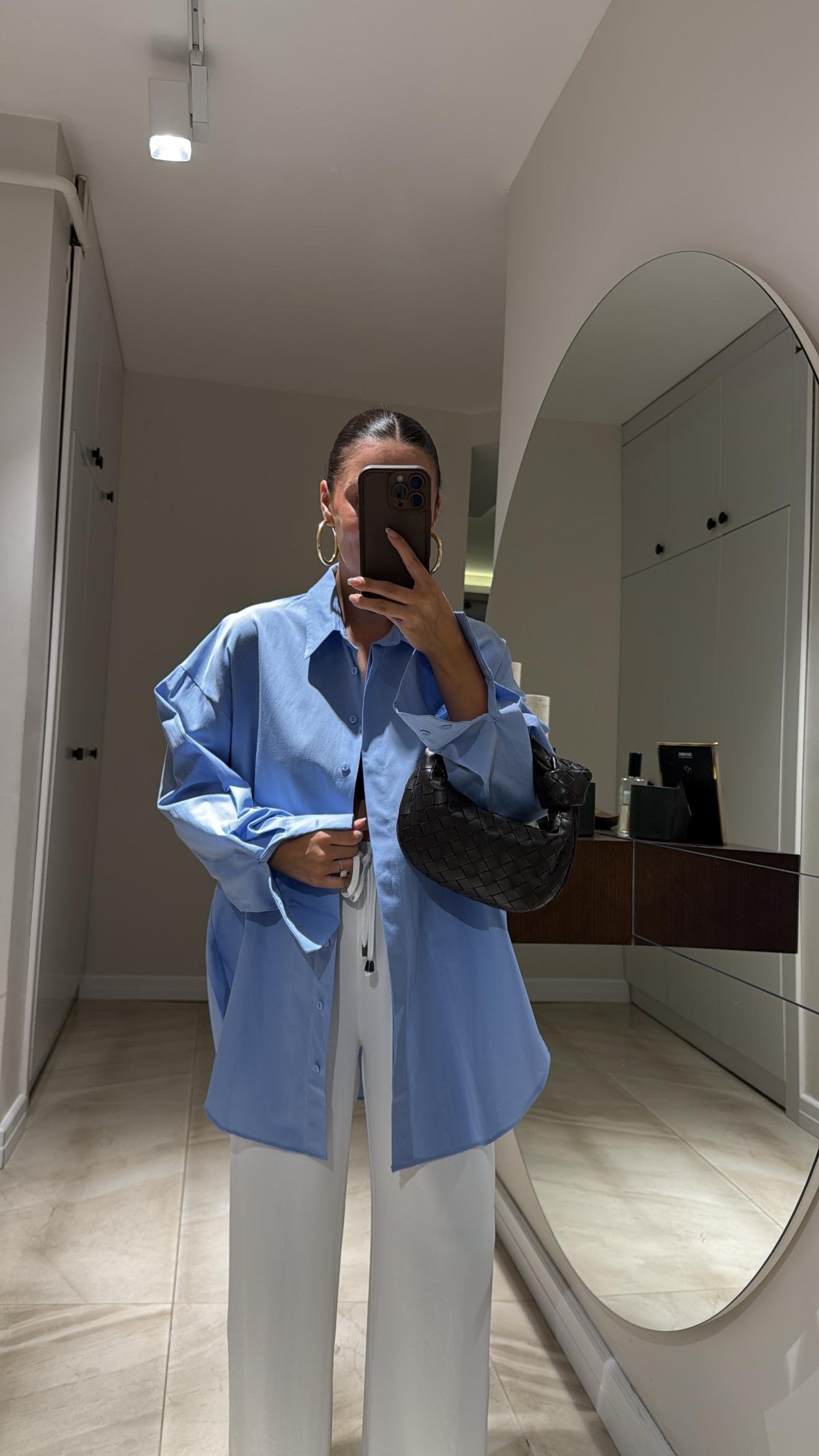 Koyu Mavi Gizli Düğme Detaylı Oversize Gömlek