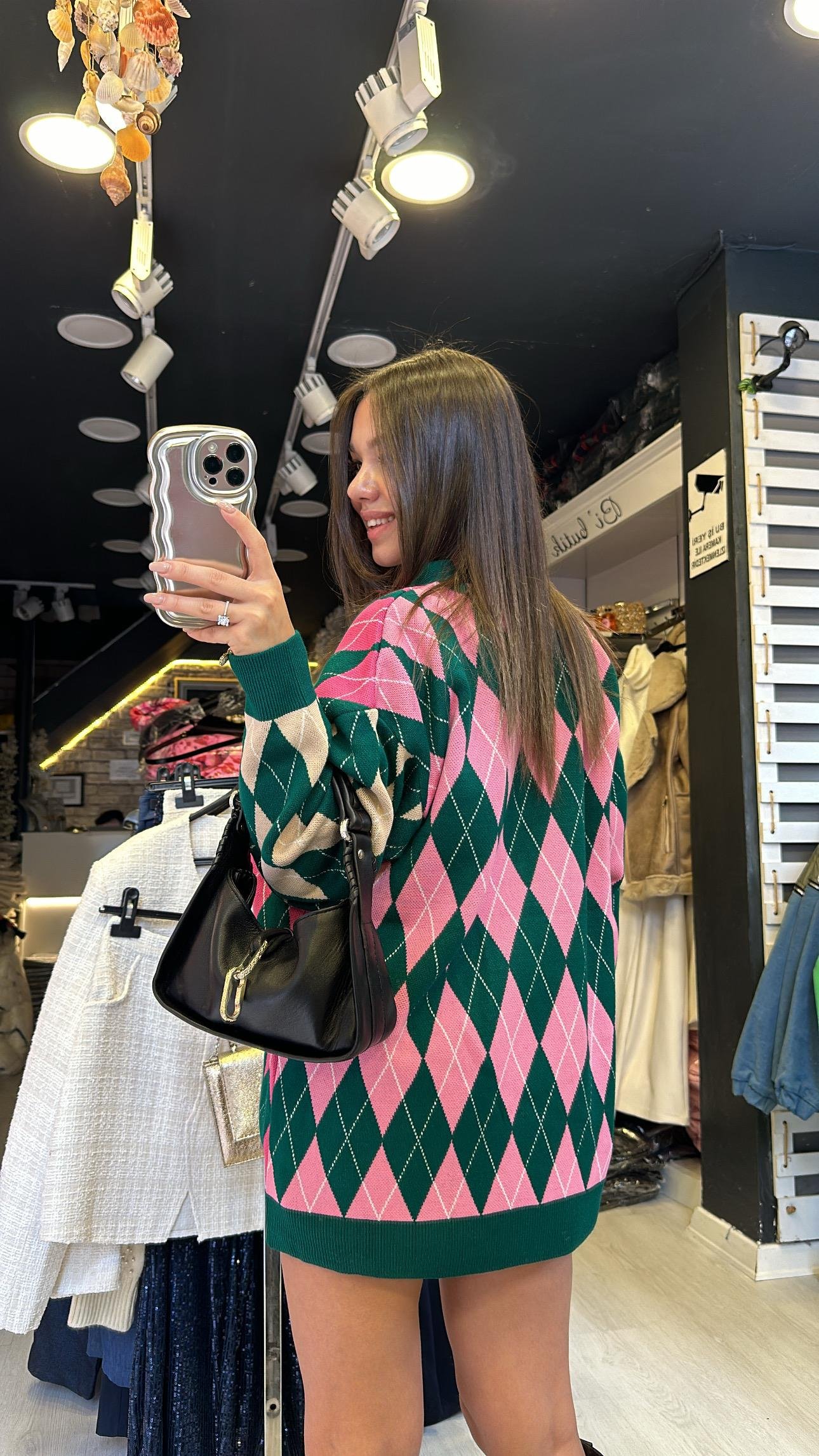 Koyu Yeşil Çok Renkli Baklava Desen Düğmeli Hırka