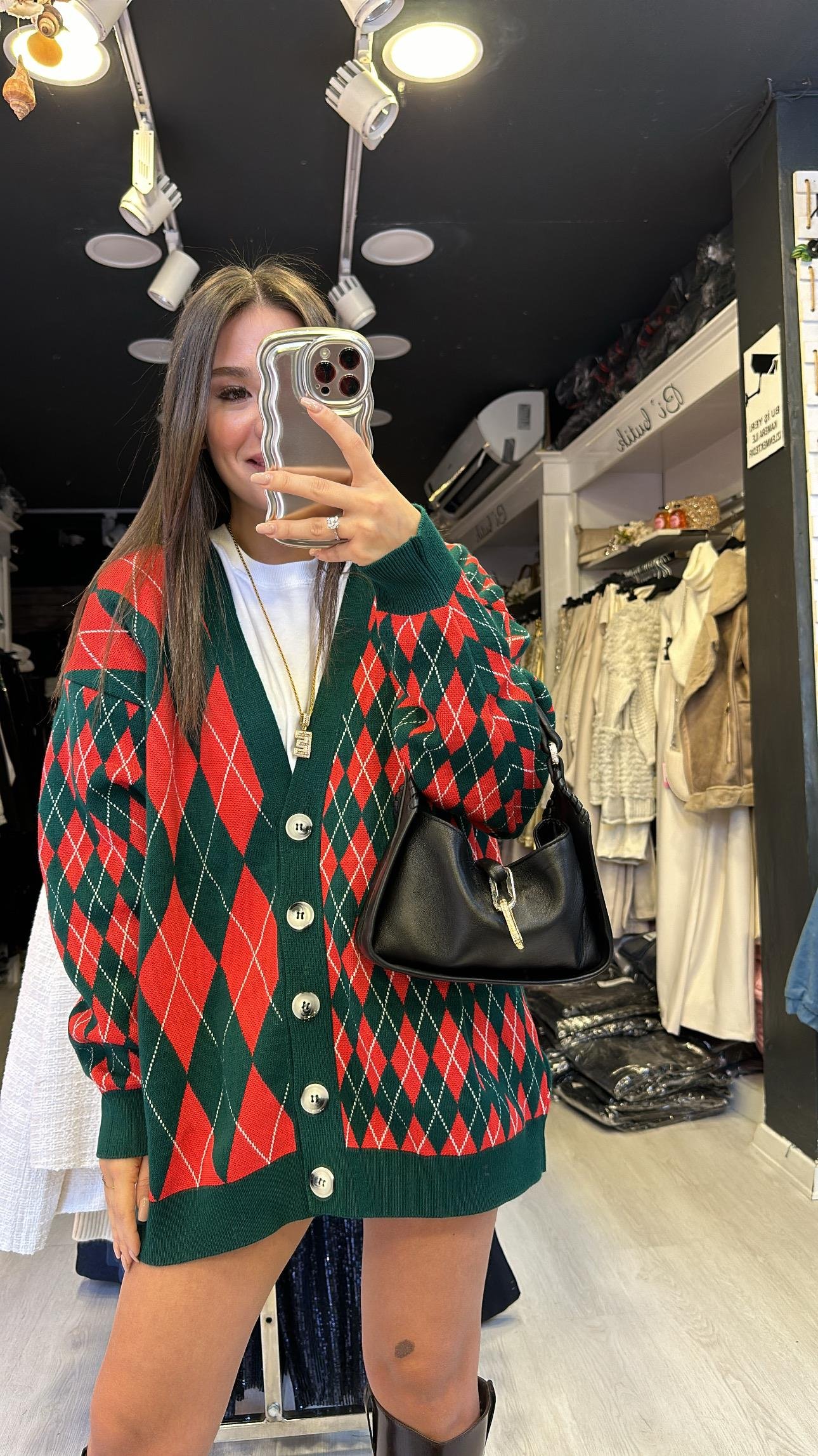 Koyu Yeşil Kırmızı Baklava Desenli Düğmeli Hırka 