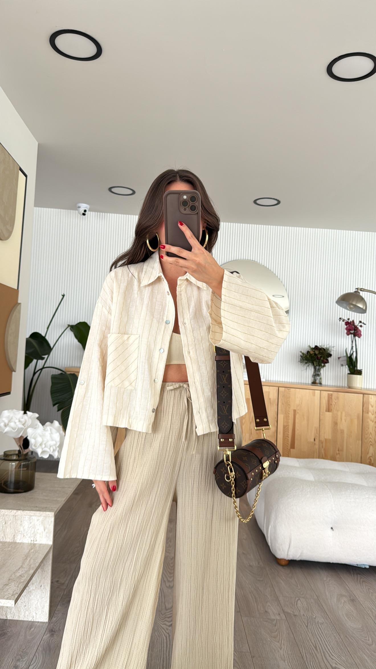 Krem Bej Çizgili Tek Cepli Crop Gömlek 