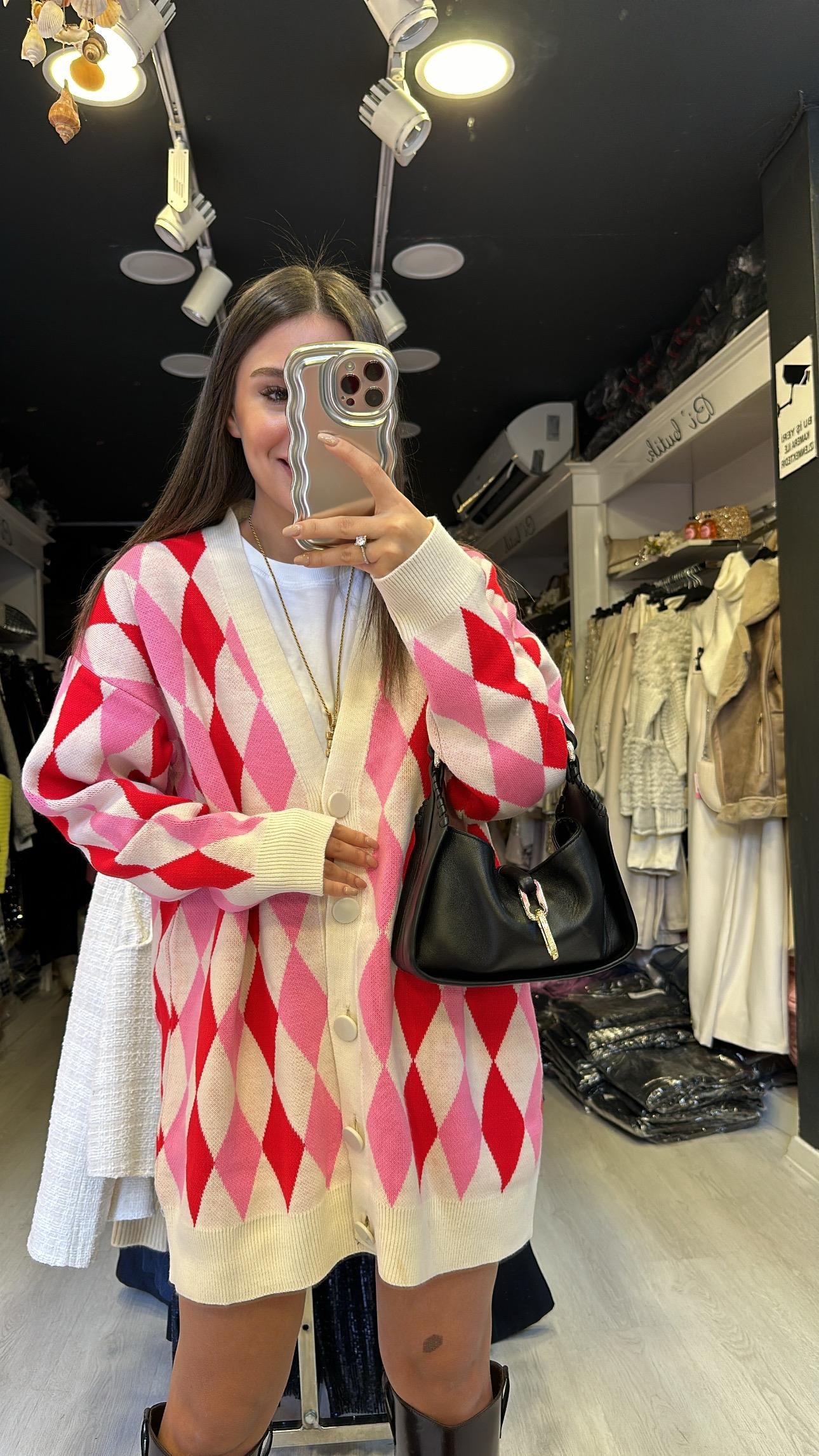 Krem Pembe Baklava Desenli Düğmeli Hırka 