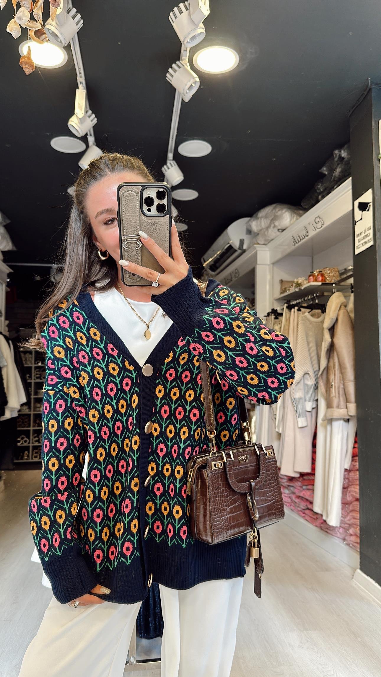 Lacivert Çiçekli Gold Düğmeli Hırka 