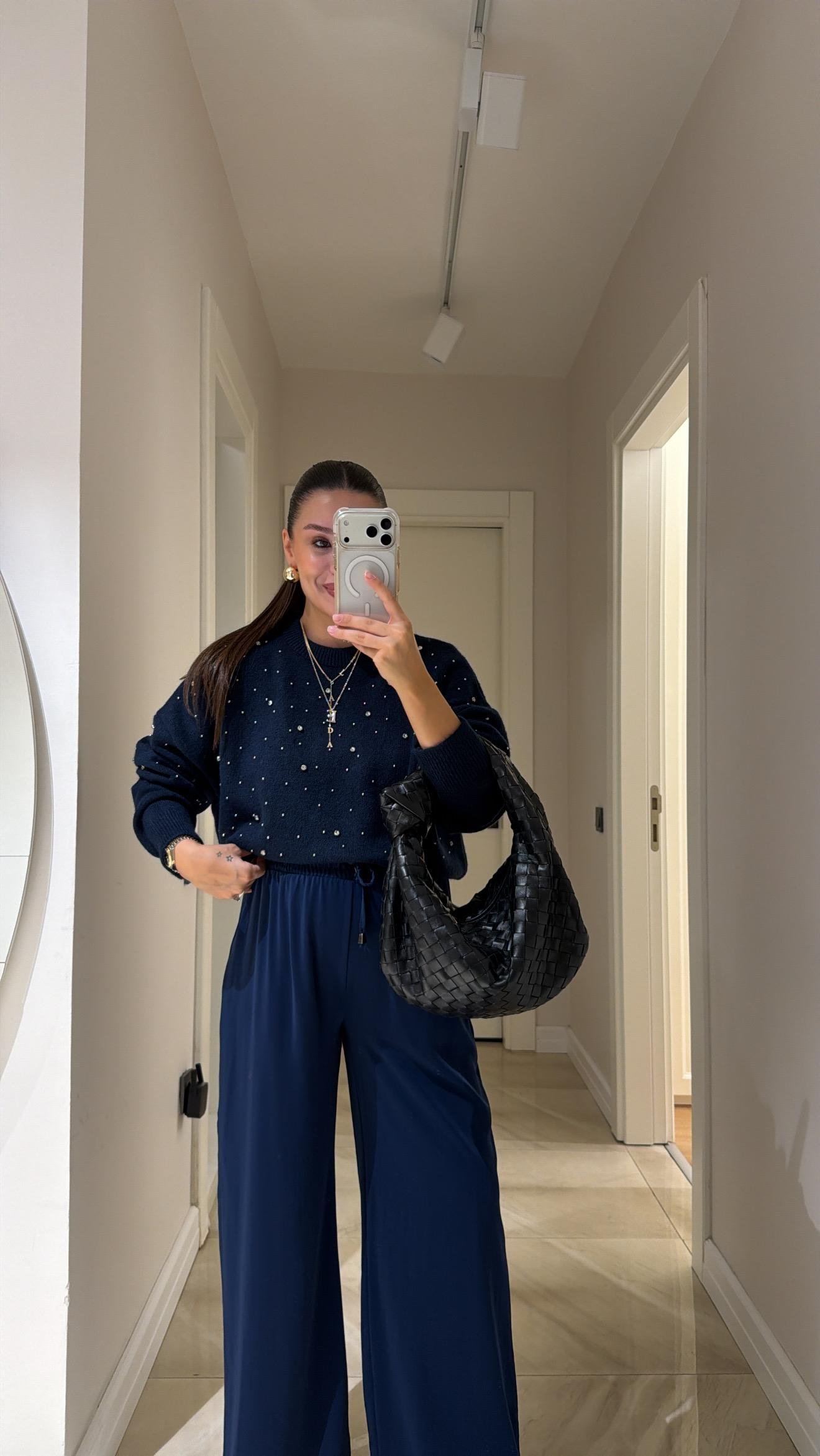 Lacivert Dağınık Taşlı Triko Kazak 