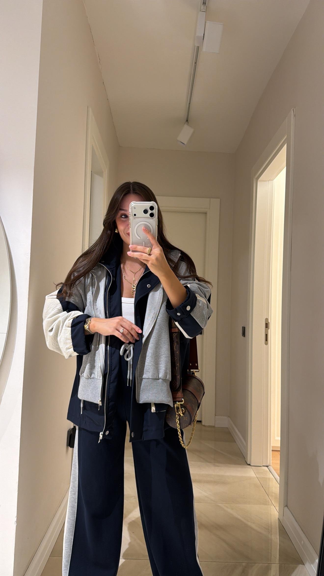 Lacivert Gri Kapüşonlu Garnili Takım