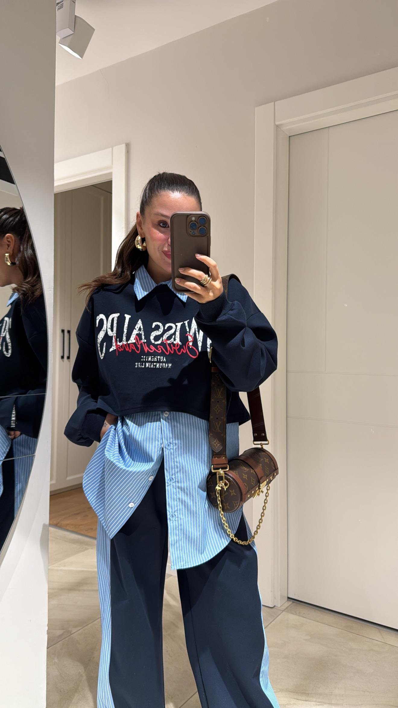 Lacivert Mavi Çizgili Gömlek Yaka Detaylı Sweat