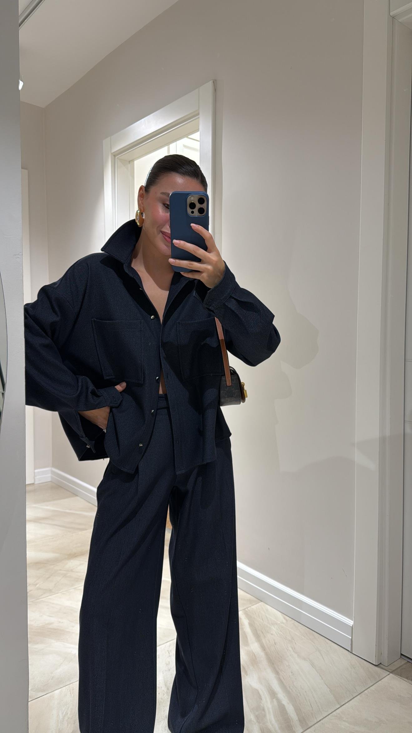 Lacivert Ön Cepli Oversize Dilvin Gömlek 