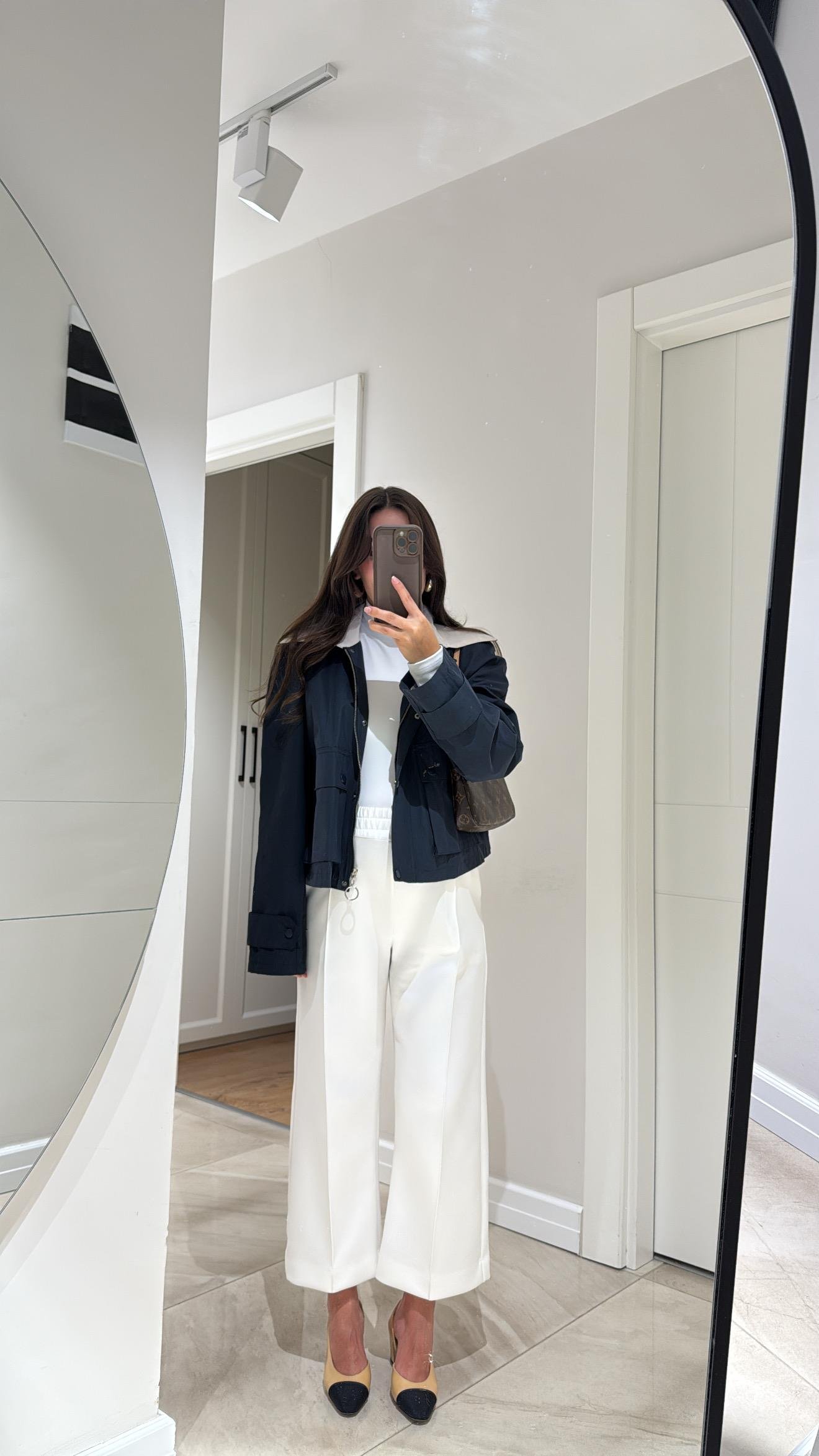 Lacivert Torba Cep Detaylı Kısa Trenç