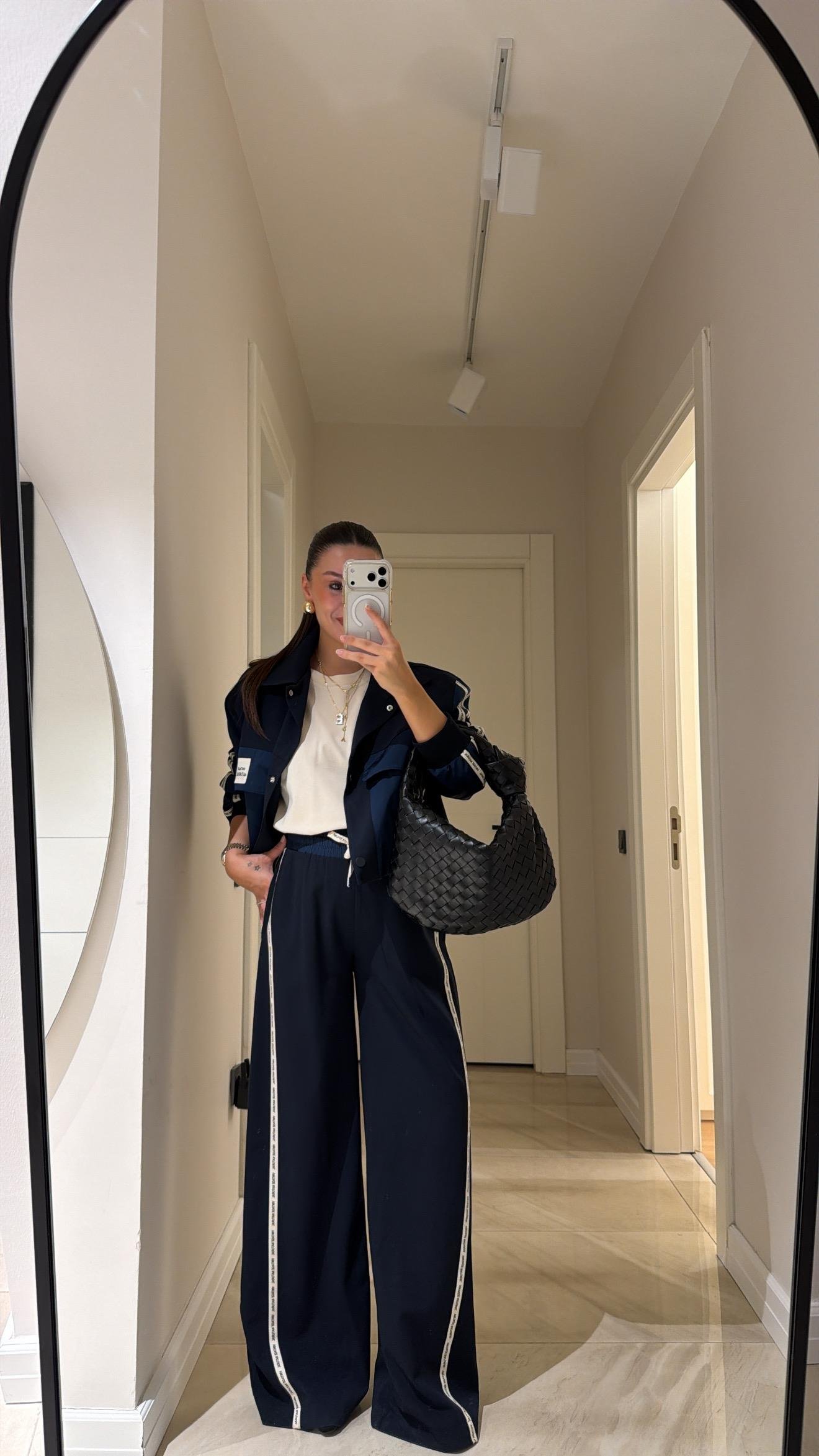 Lacivert Yan Şerit Detaylı Bol Pantolon