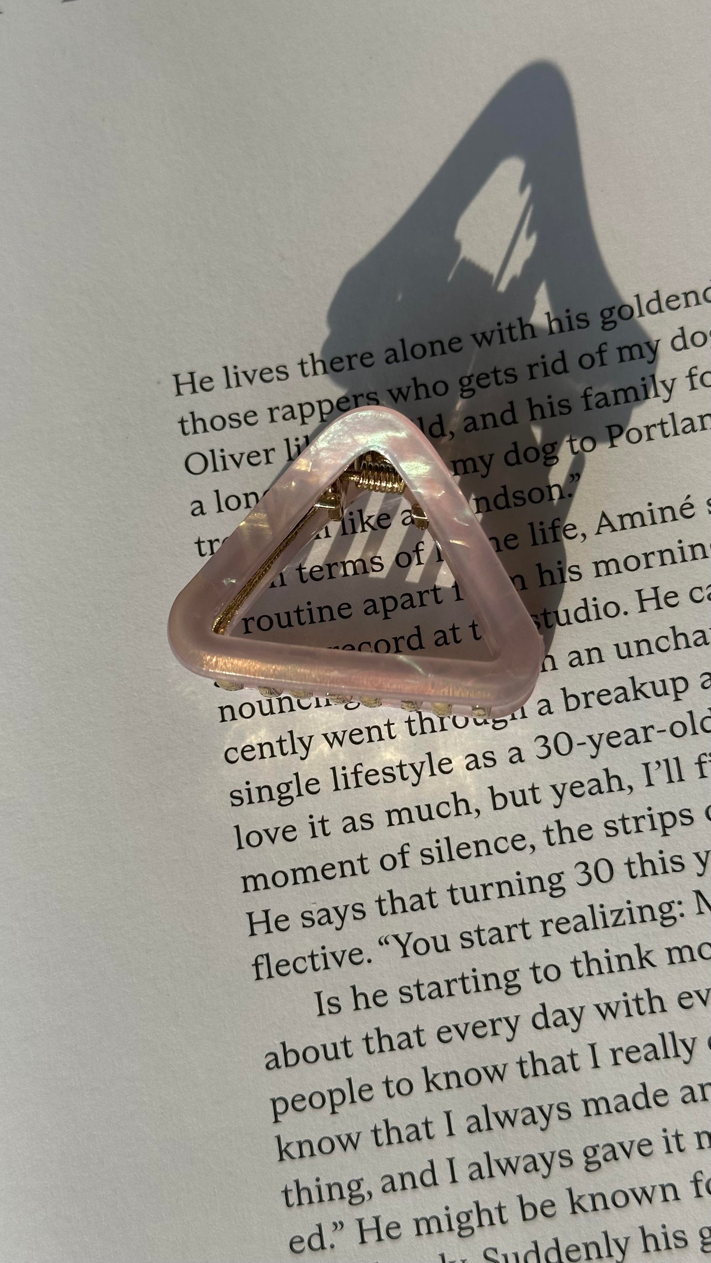 Lila Hologramlı Üçgen Mandal Toka