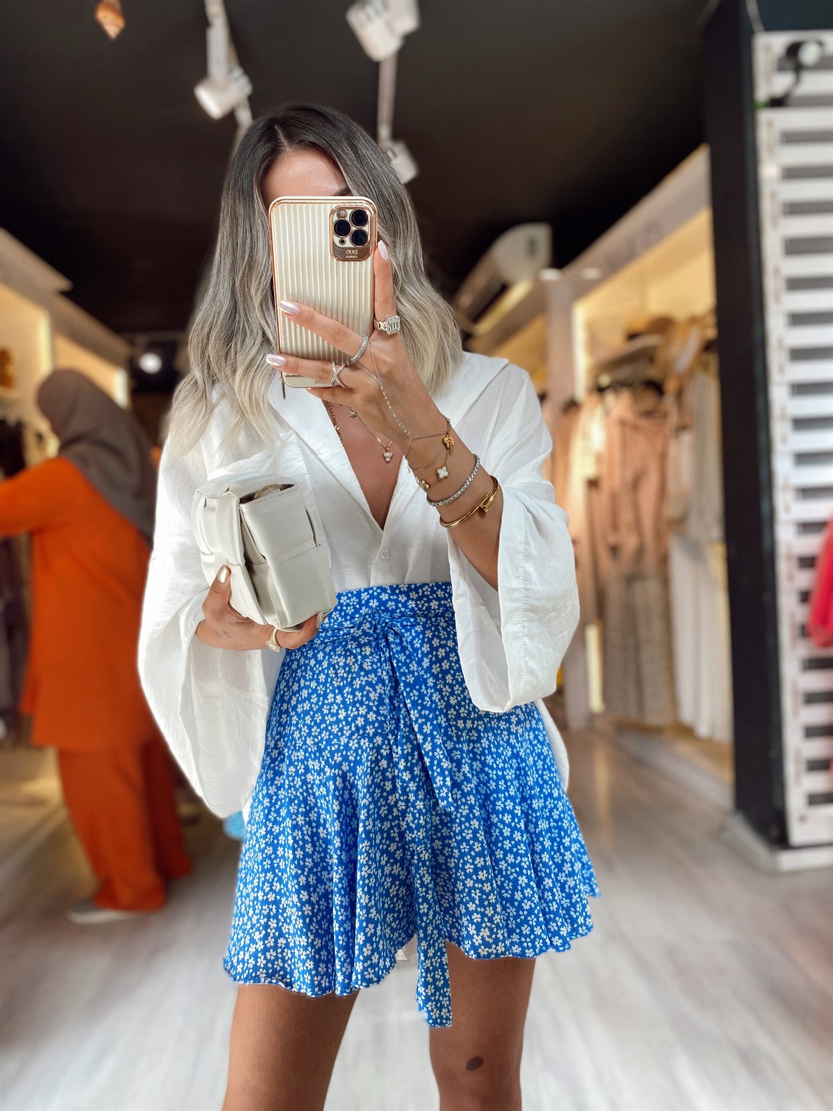 Mavi Beyaz Çiçekli Şortlu Etek 