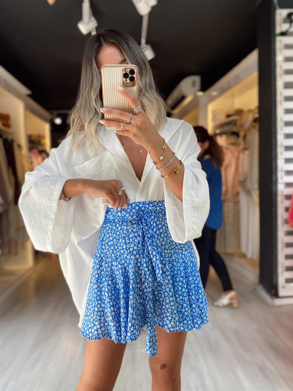 Mavi Beyaz Çiçekli Şortlu Etek 