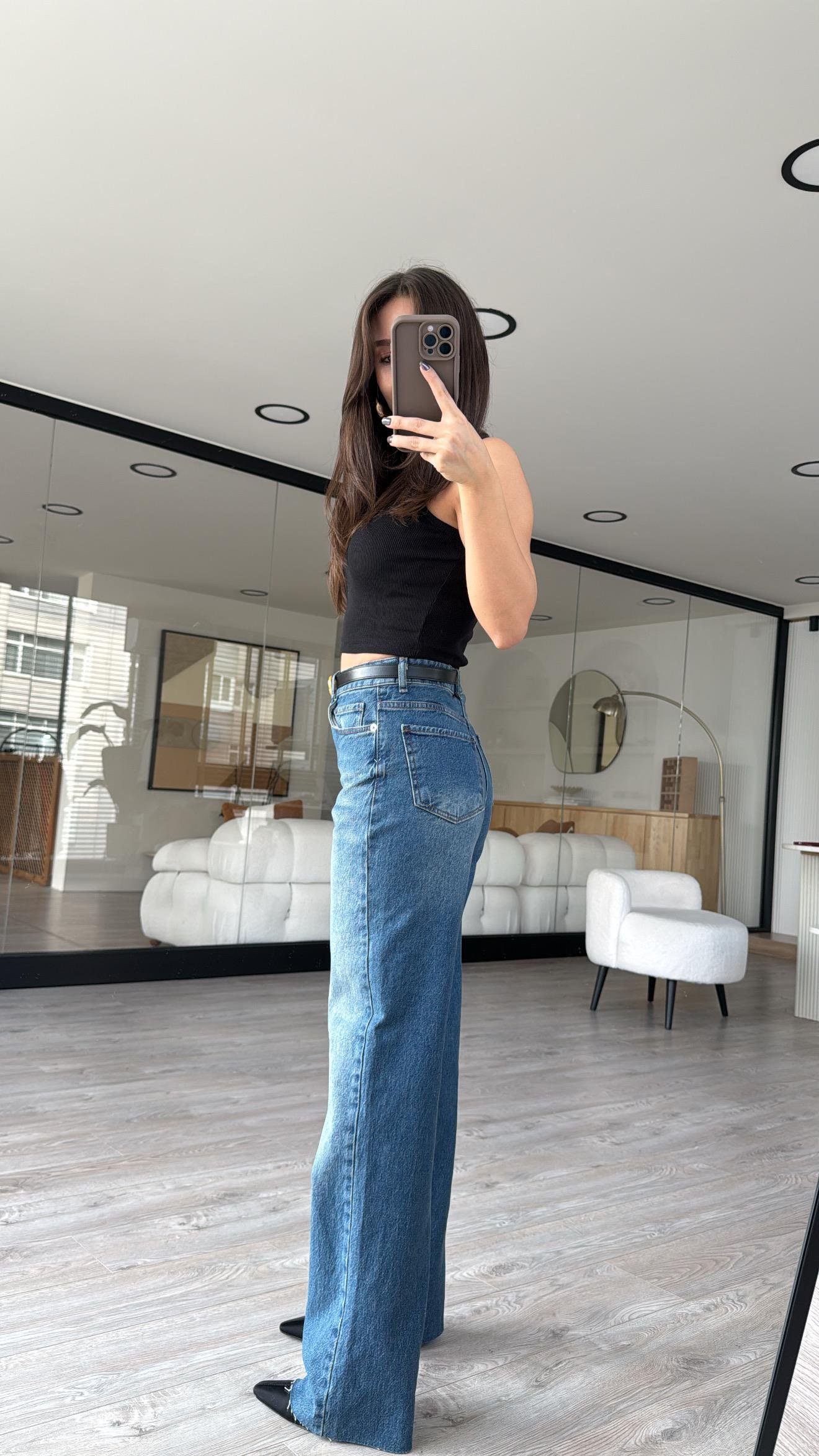 Mavi Bol Paça Yıkamalı Marka Model Jean