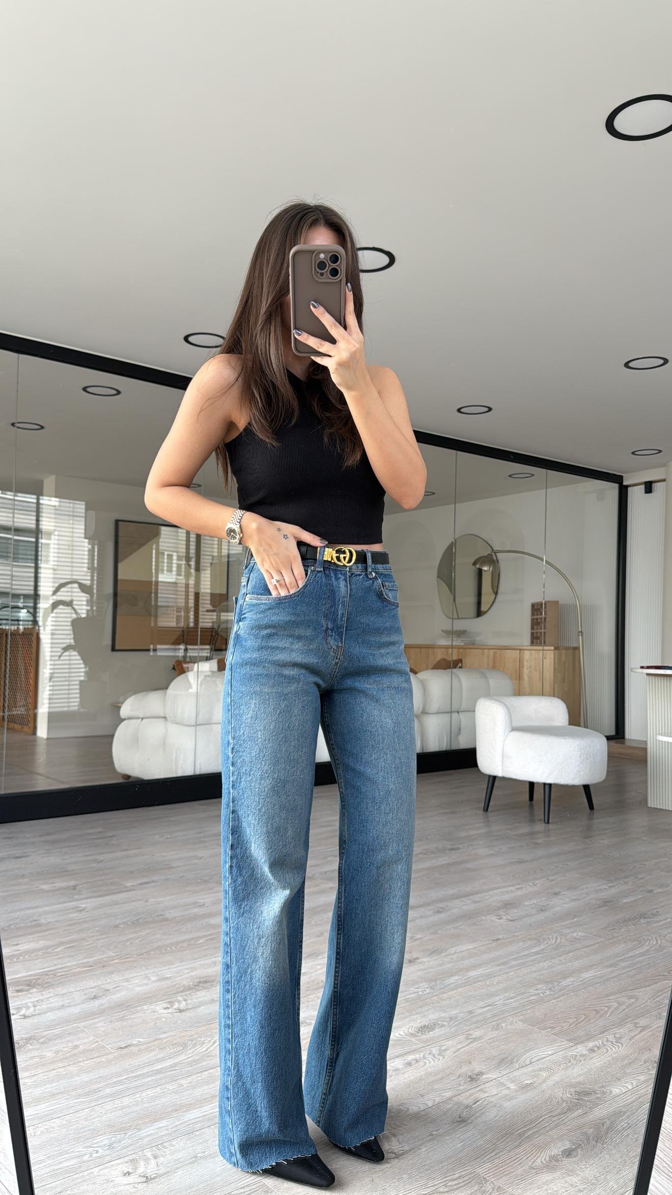 Mavi Bol Paça Yıkamalı Marka Model Jean