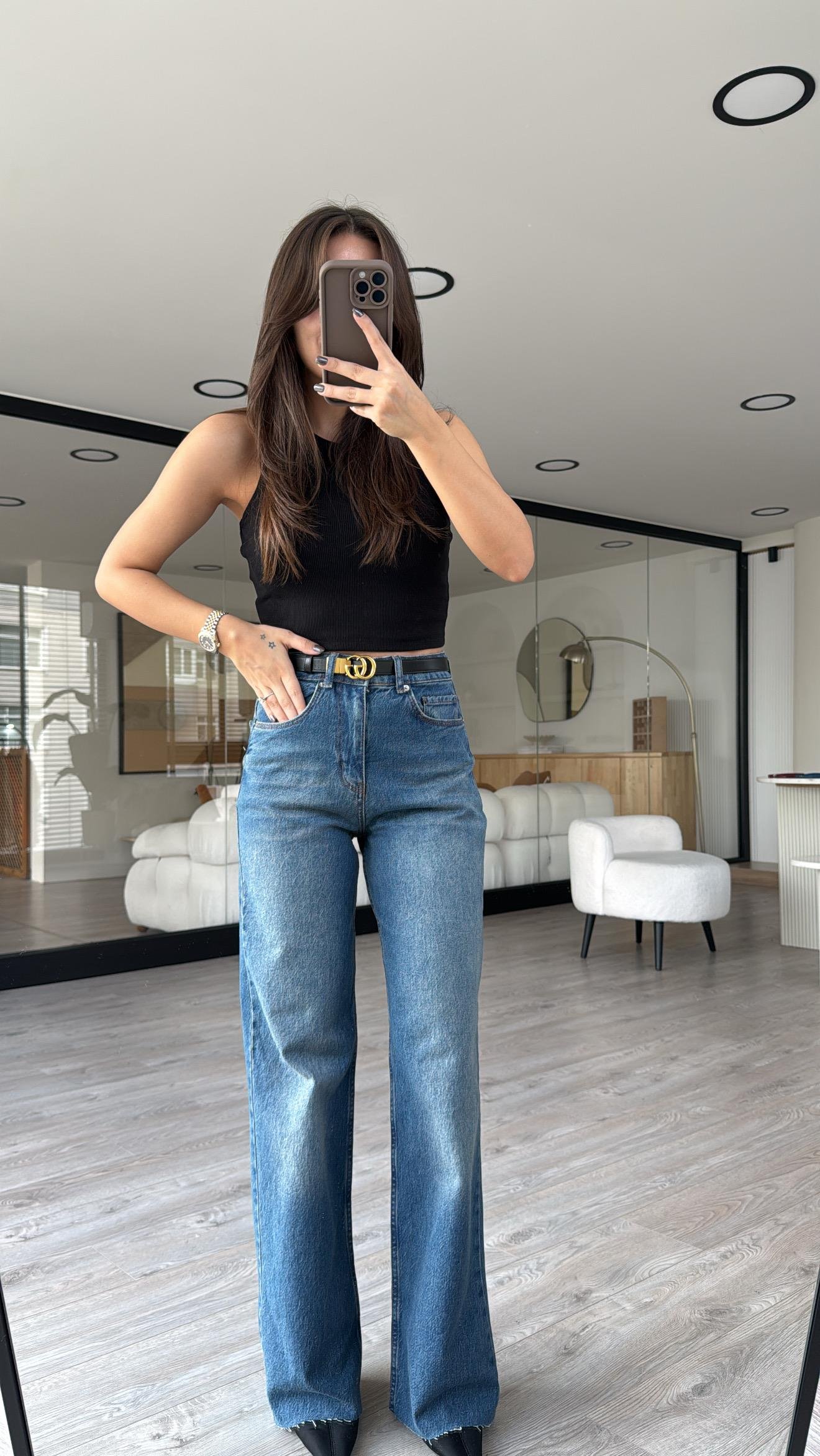 Mavi Bol Paça Yıkamalı Marka Model Jean