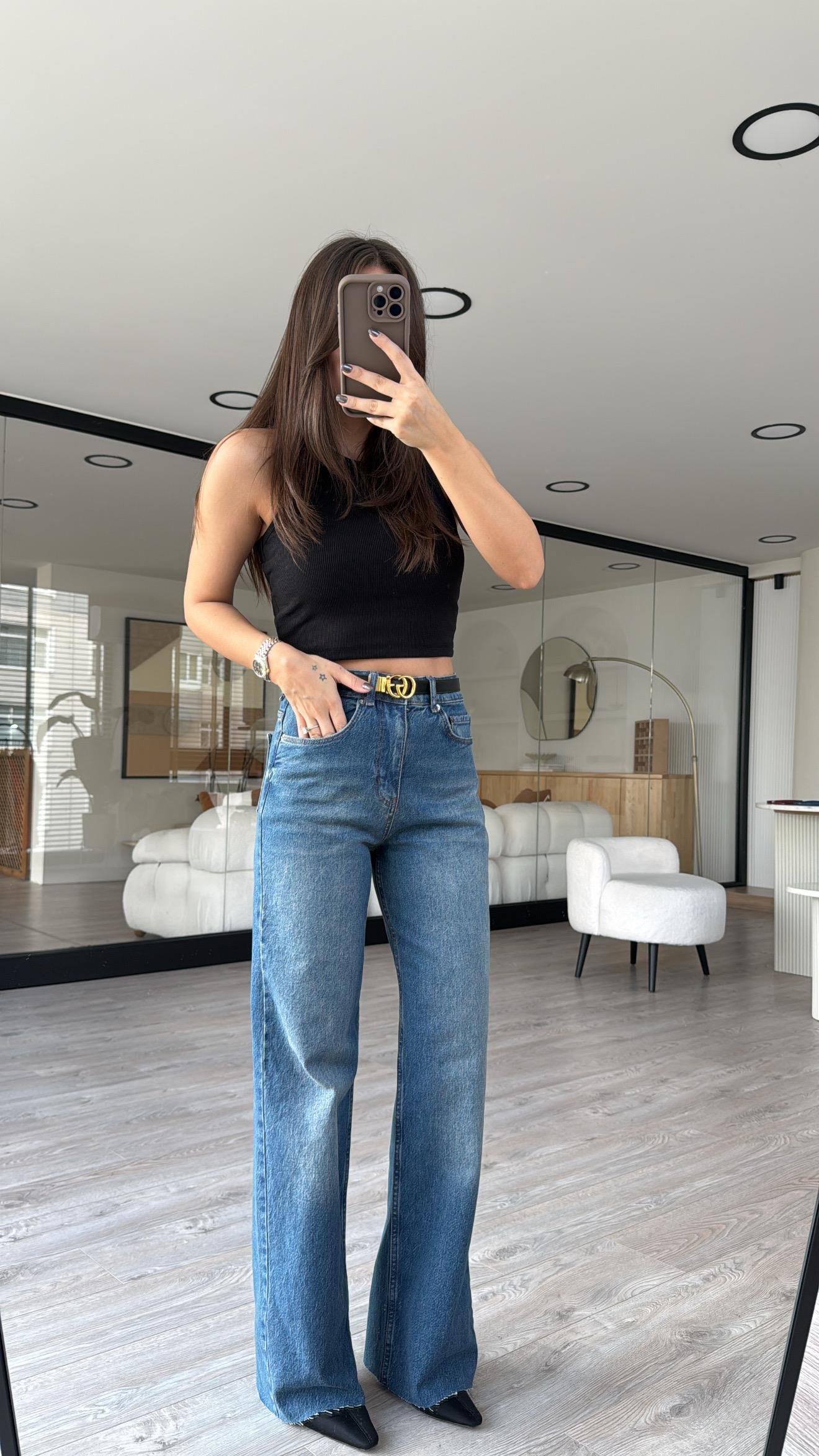 Mavi Bol Paça Yıkamalı Marka Model Jean