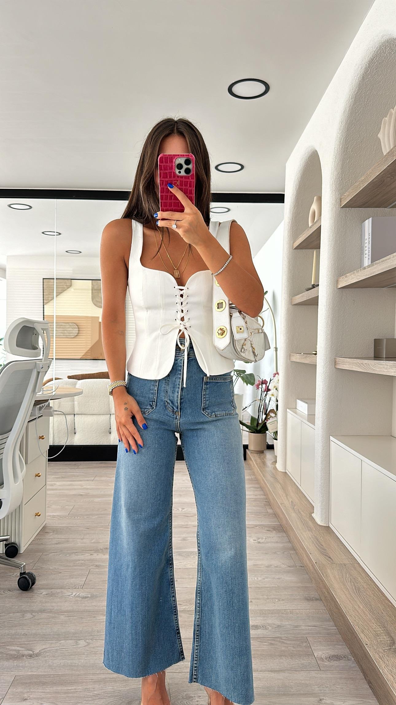 Mavi Eskitmeli Ön Cep Detaylı Marka Model Jean 