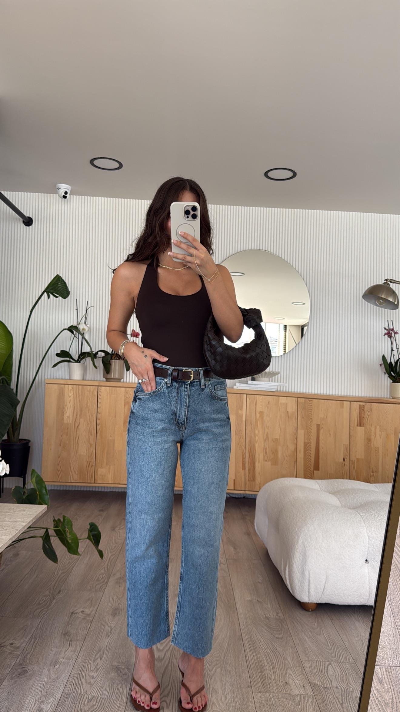 Mavi Marka Model Kesik Paça Mom Jean