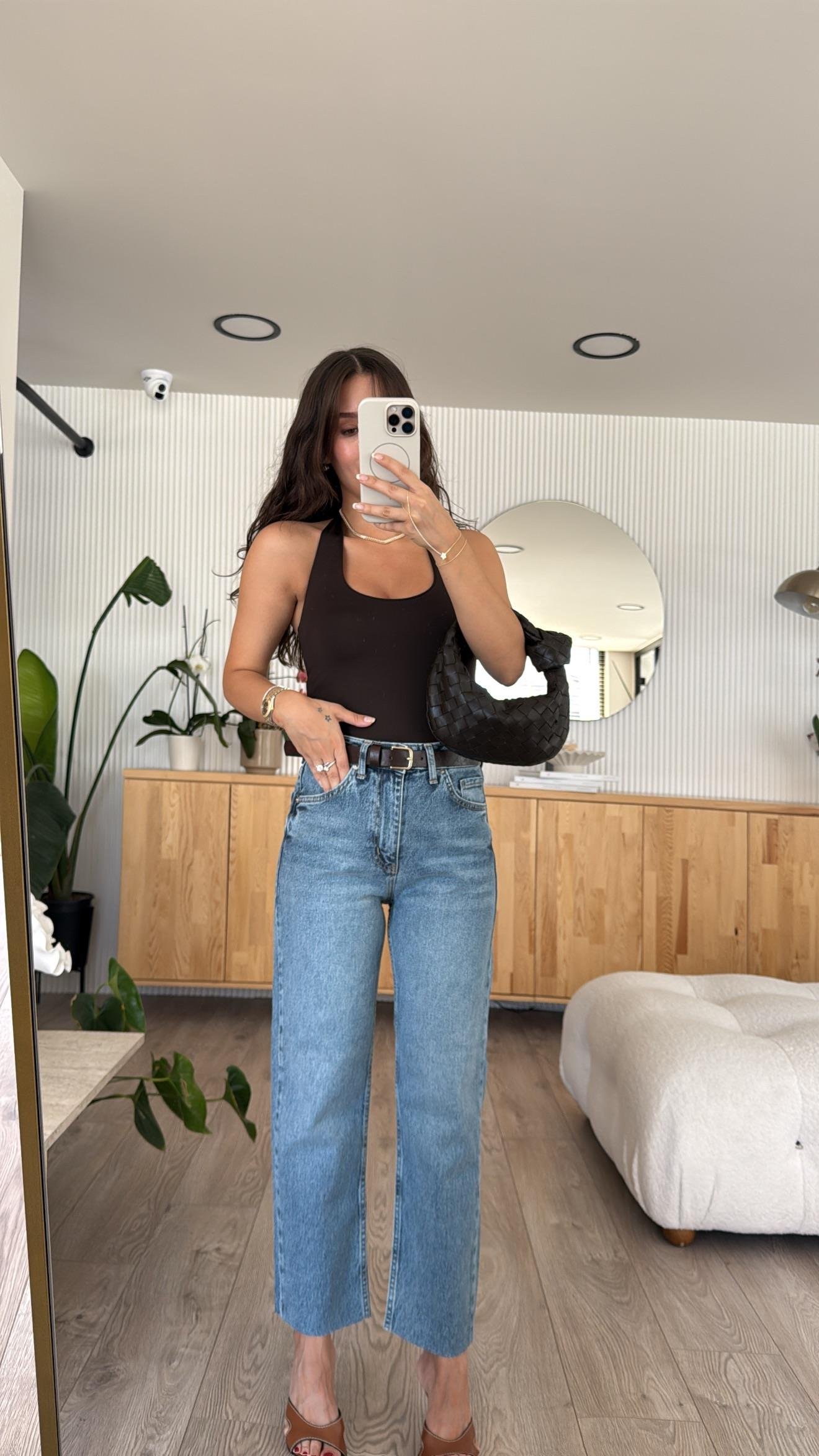 Mavi Marka Model Kesik Paça Mom Jean