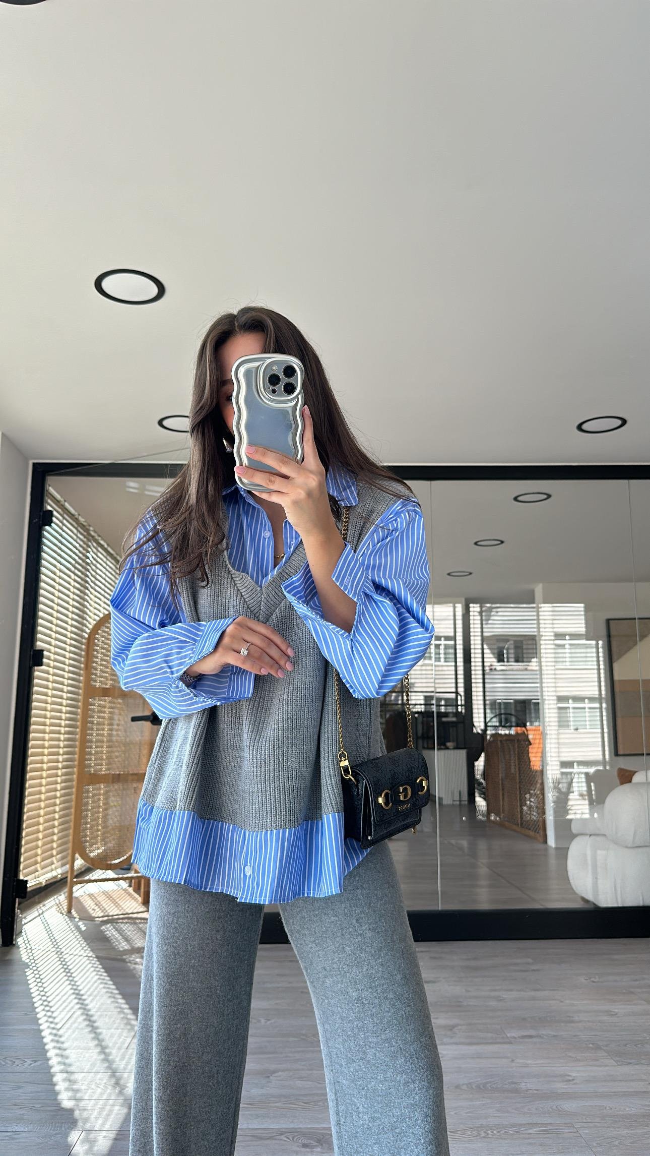 Mavi Triko Detaylı Garnili Gömlek 