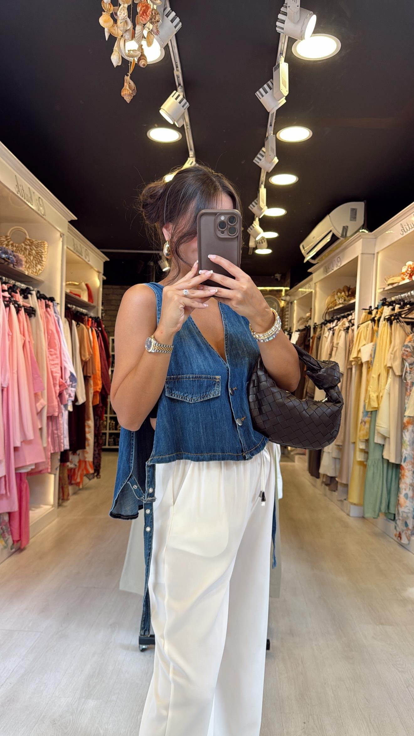 Mavi Yan Kemer Detaylı Denim Yelek