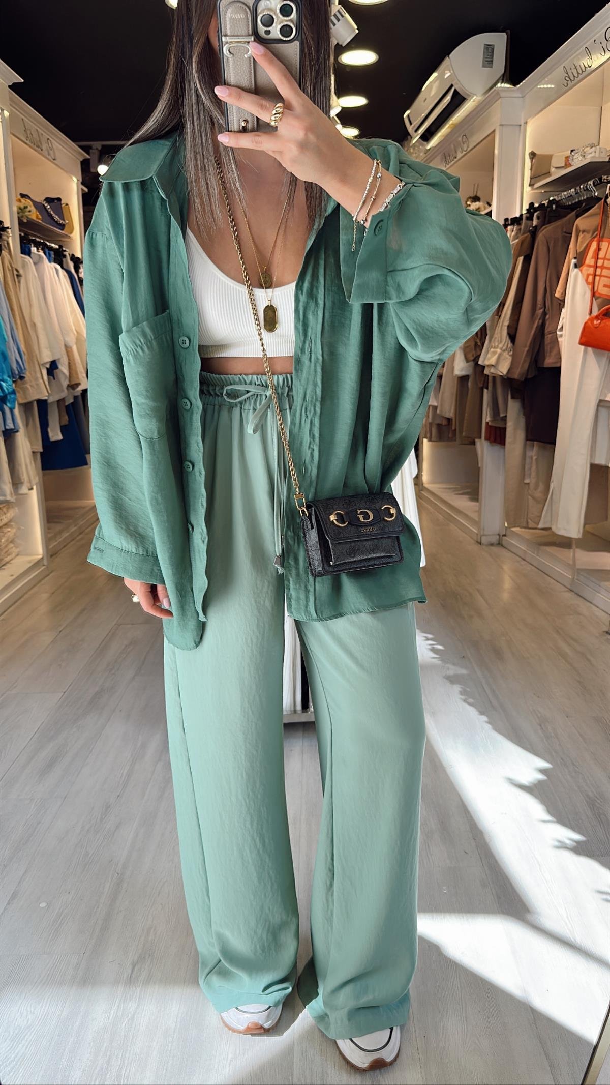 Mint Yeşili Bel Lastikli Saten Bol Pantolon