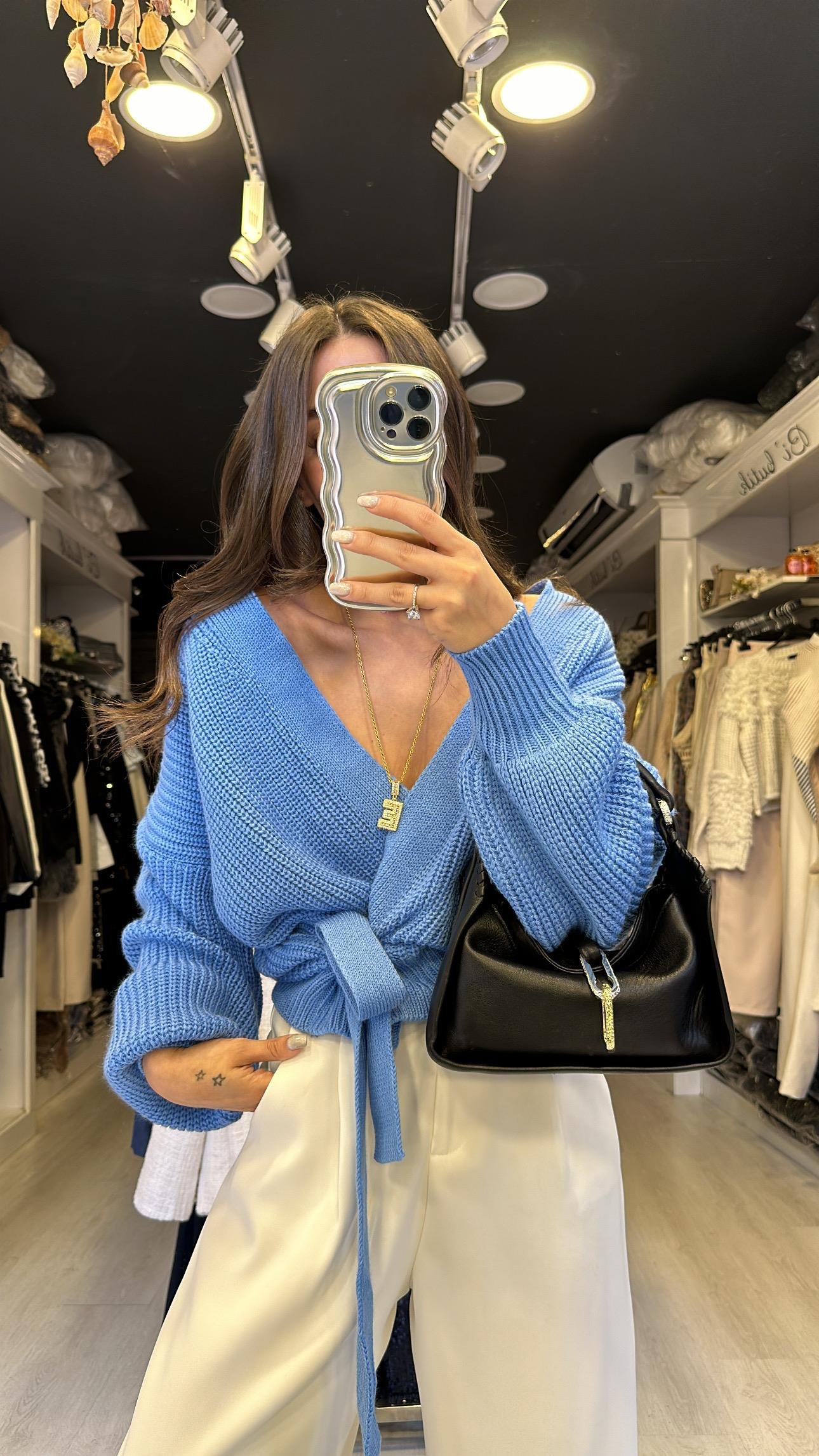 Mavi Bağlama Detaylı Hırka 