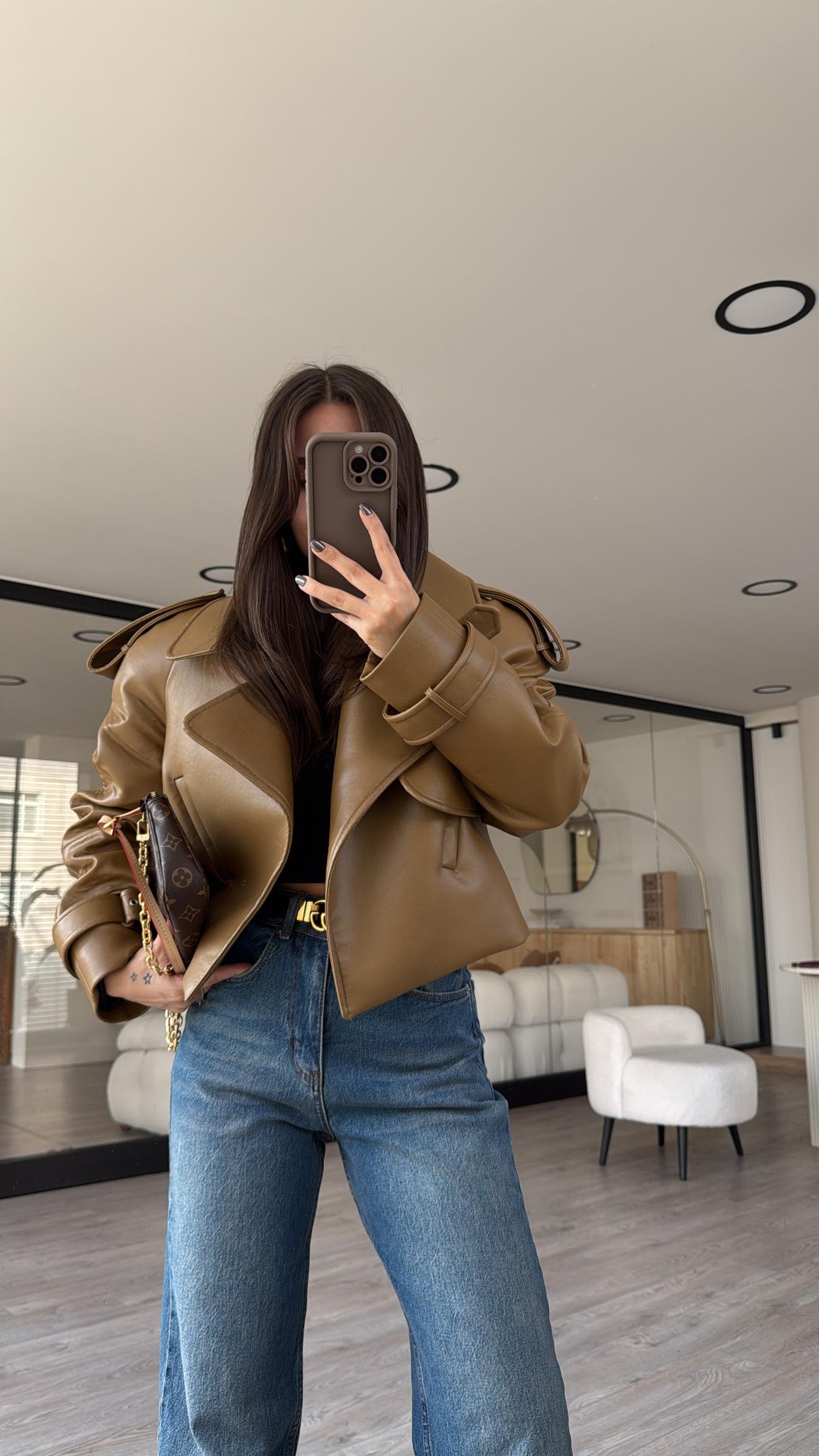 Olive Yeşili Cep Detaylı Tokalı Crop Deri Ceket