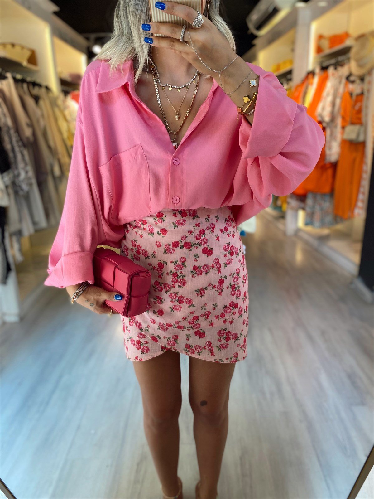 Pembe Çiçek Desenli Mini Etek