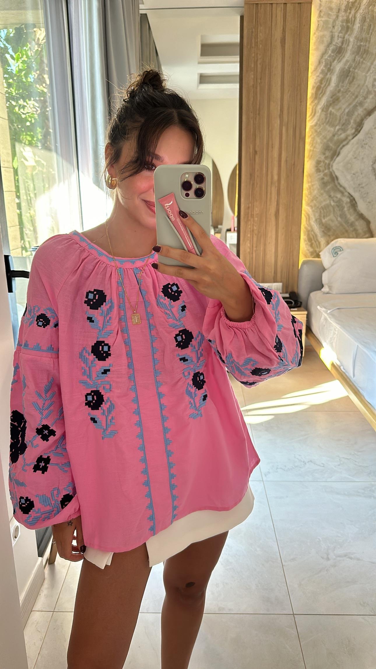 Pembe Mavi İşlemeli Balon Kol Bluz