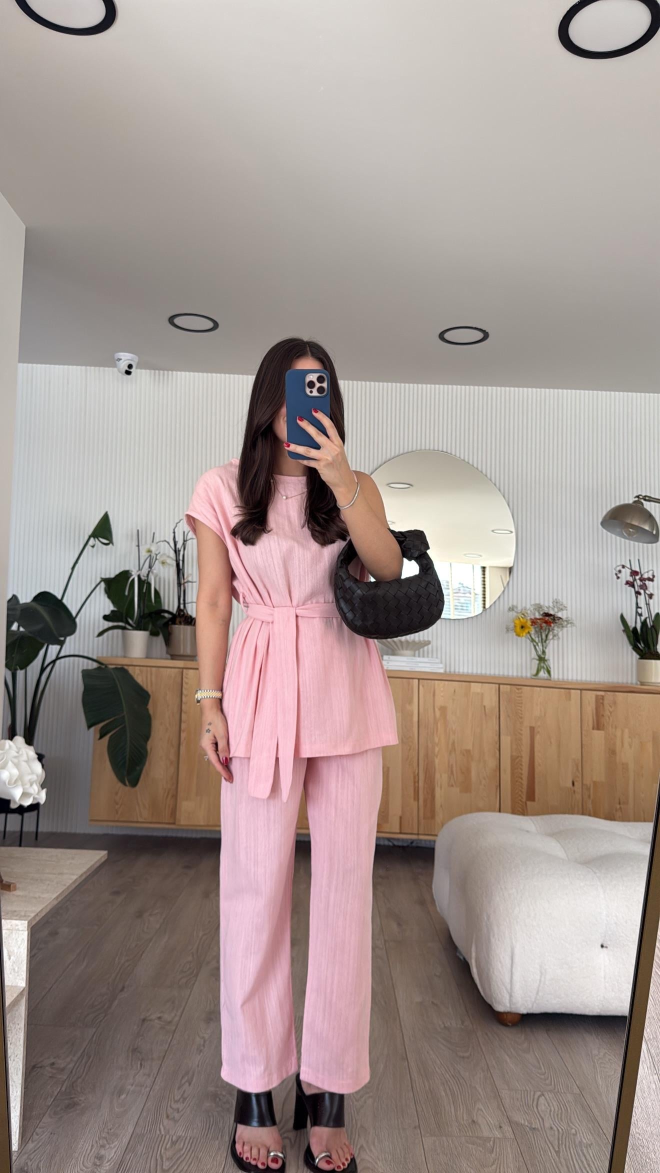 Pembe Omuz Burmalı Keten Takım