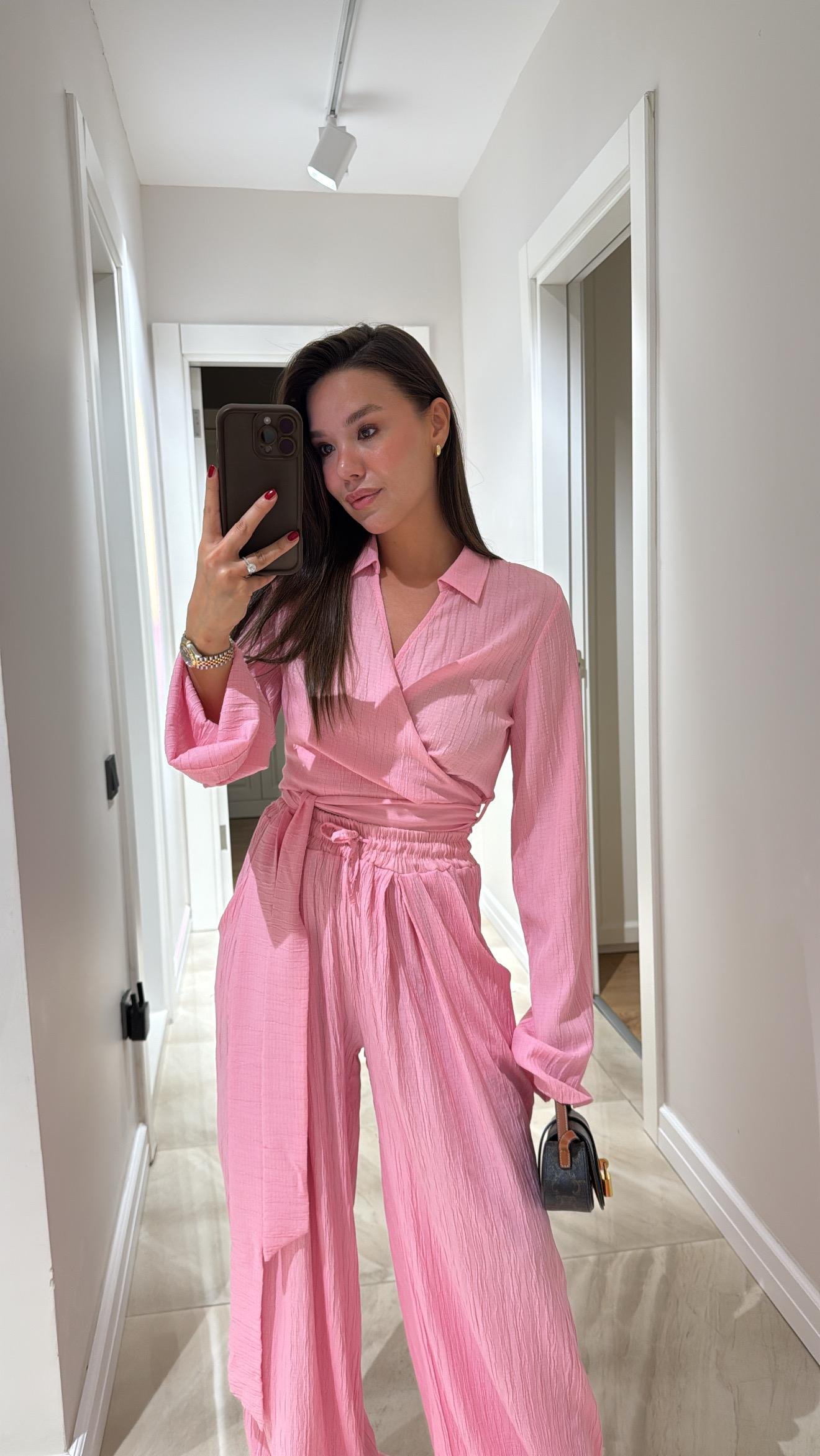 Pembe Ön Bağlamalı Gofreli Bluz Takım