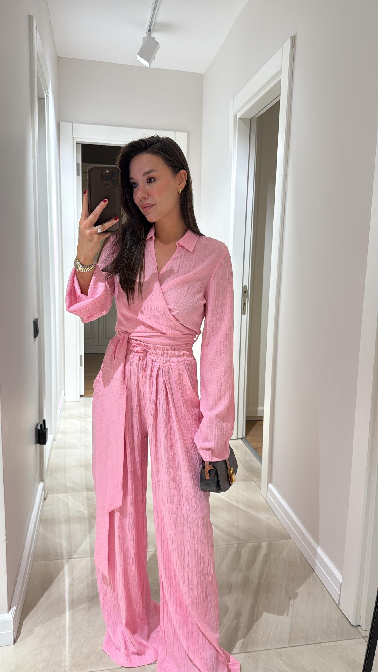 Pembe Ön Bağlamalı Gofreli Bluz Takım