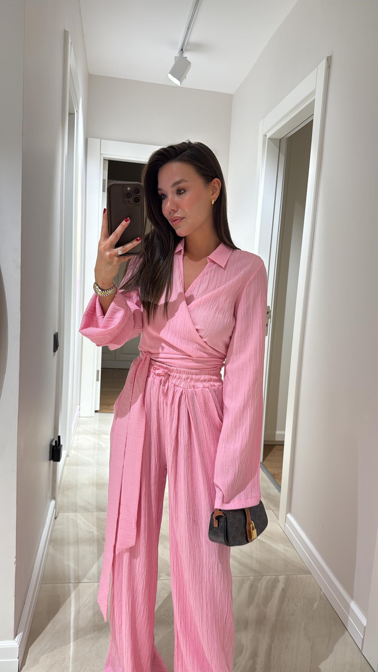 Pembe Ön Bağlamalı Gofreli Bluz Takım