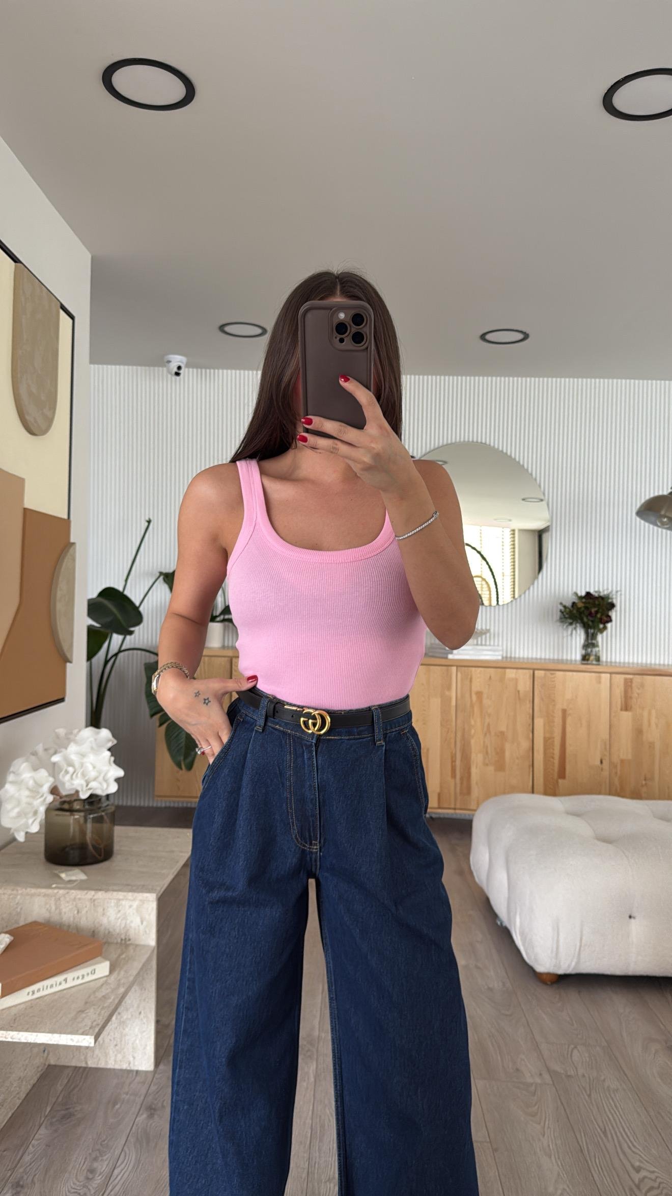 Pembe Oval Yaka Fitlli Atlet