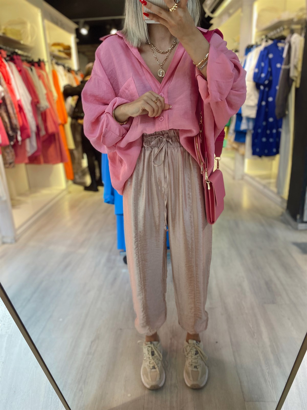 Pembe Parlak Saten Paça Lastikli Pantolon  