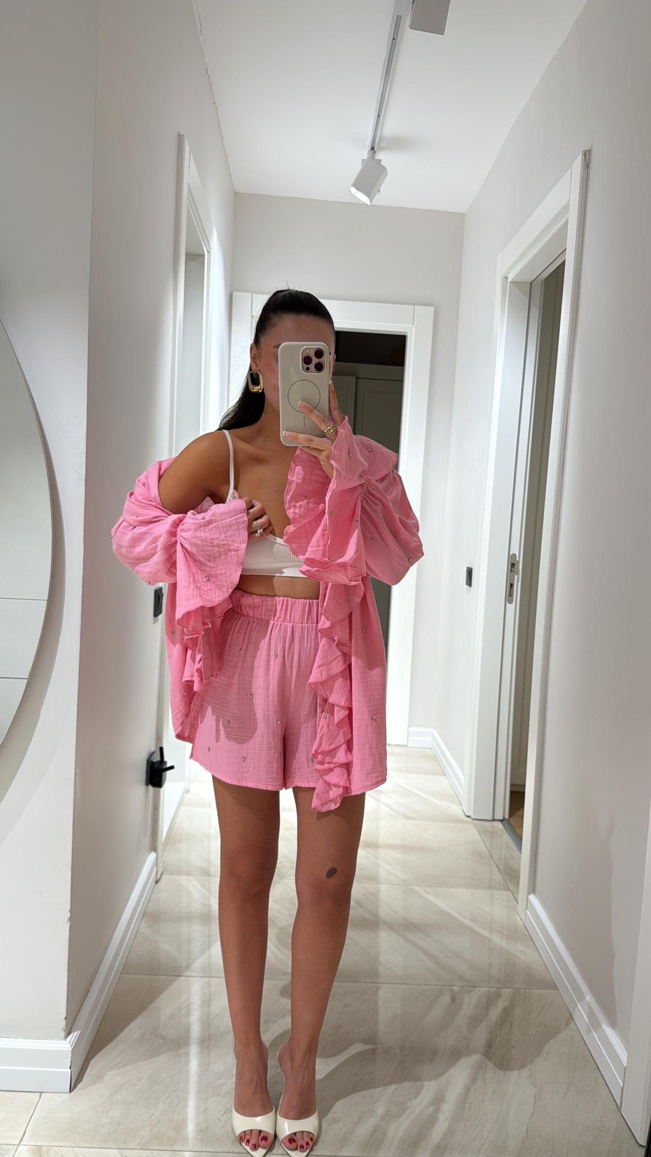 Pembe Taş Detaylı Müslin Kumaş Şort Takım